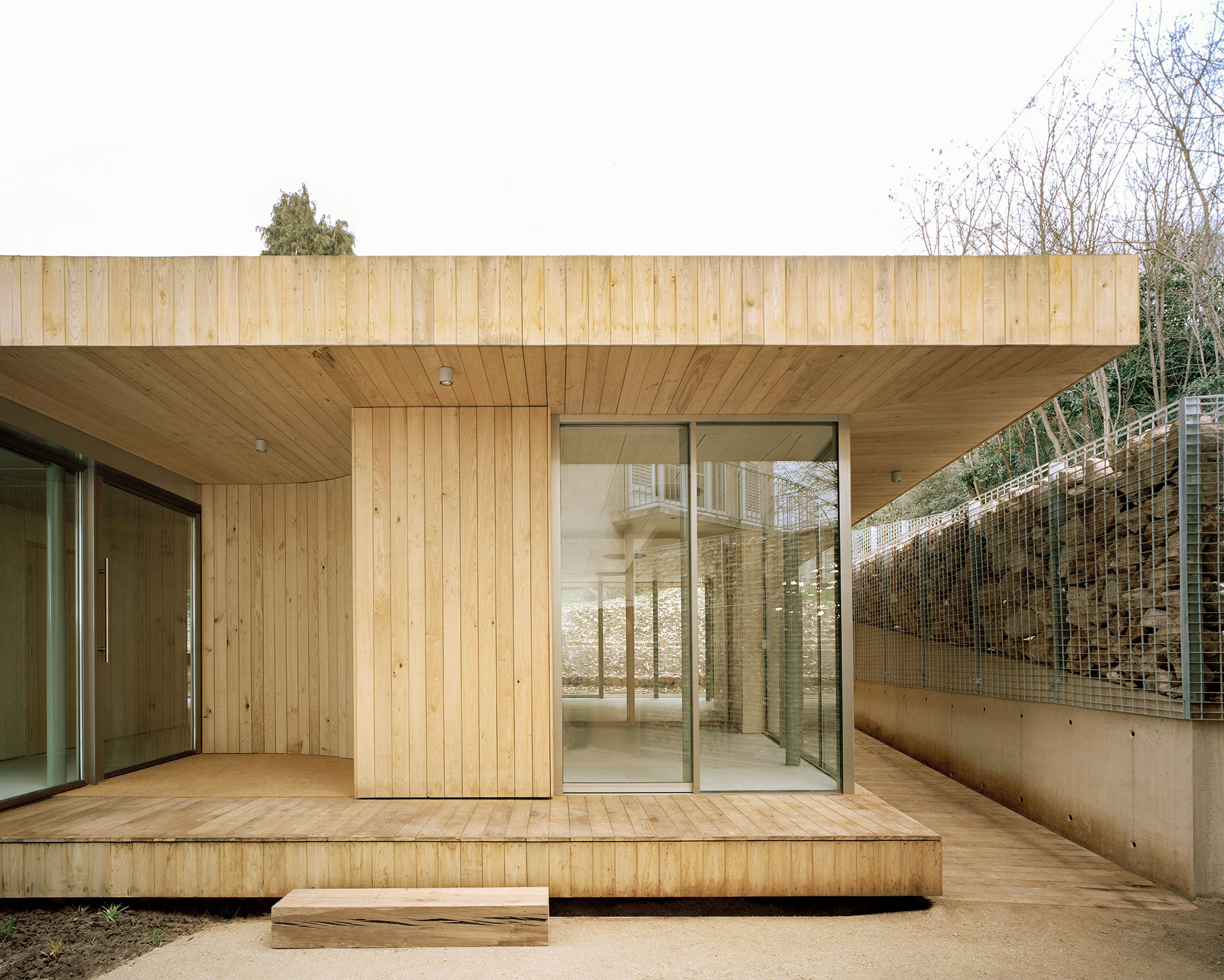 L’office National des Forêts de Versailles por Atelier Delalande Tabourin. Fotografía por Maxime Delvaux.