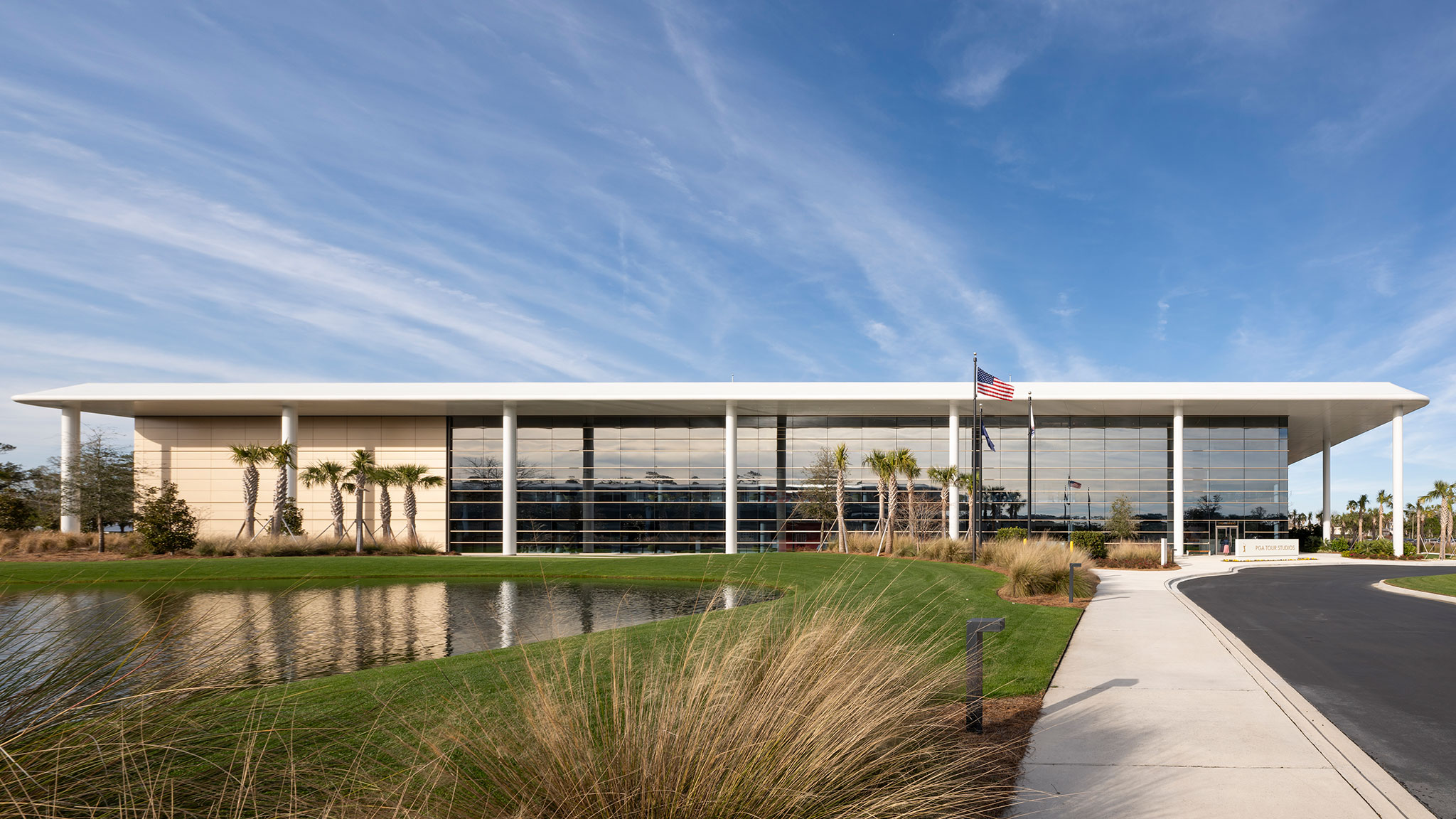 PGA TOUR Studios by Foster + Partners. Photograph by Nigel Young / Foster + Partners