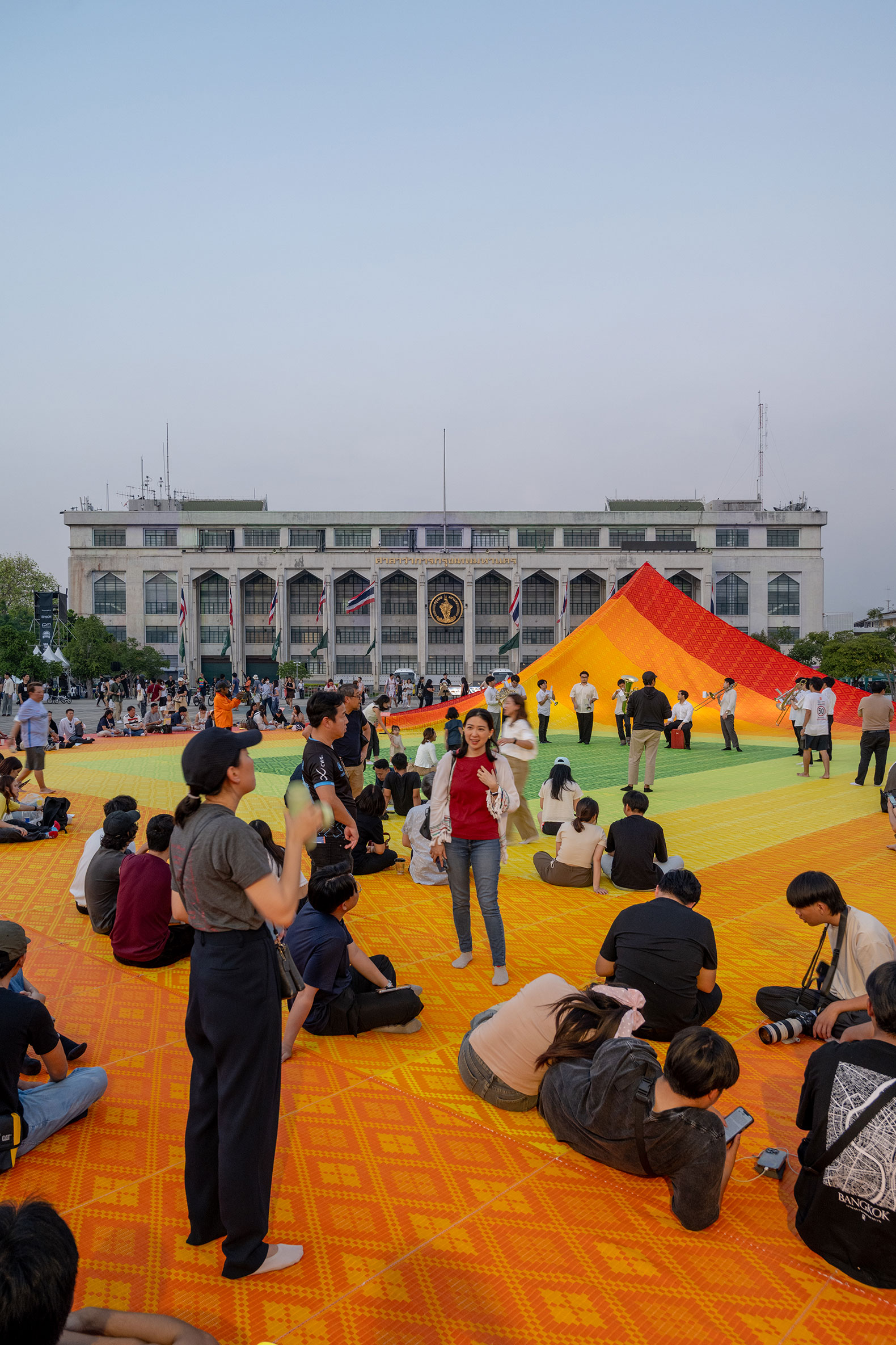 "Mega Mat" ephemeral installation by MVRDV. Photograph by Depth of Field Co.,Ltd.