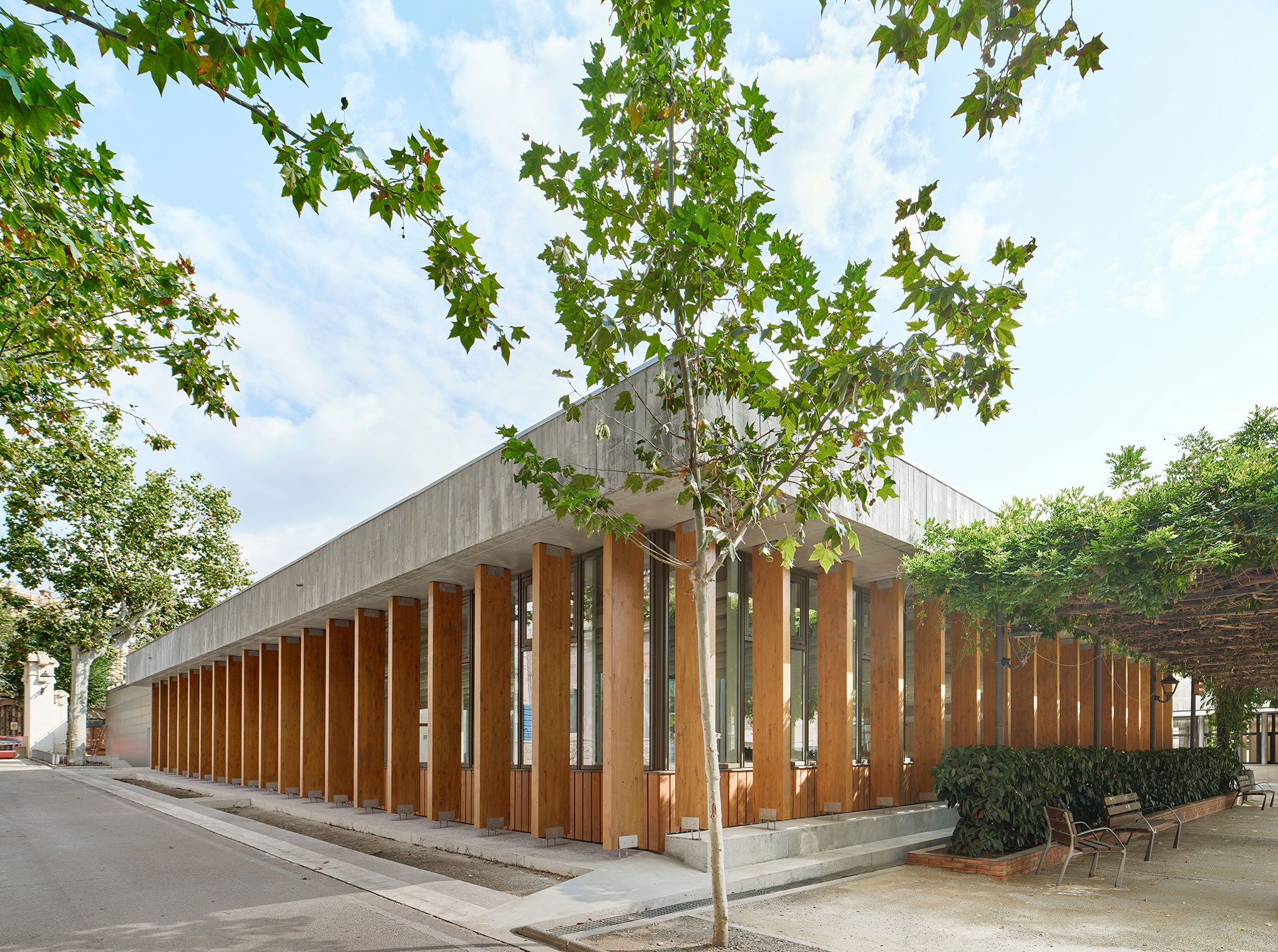 Extension of the Santa Oliva library by Coll-Leclerc. Photograph by José Hevia.