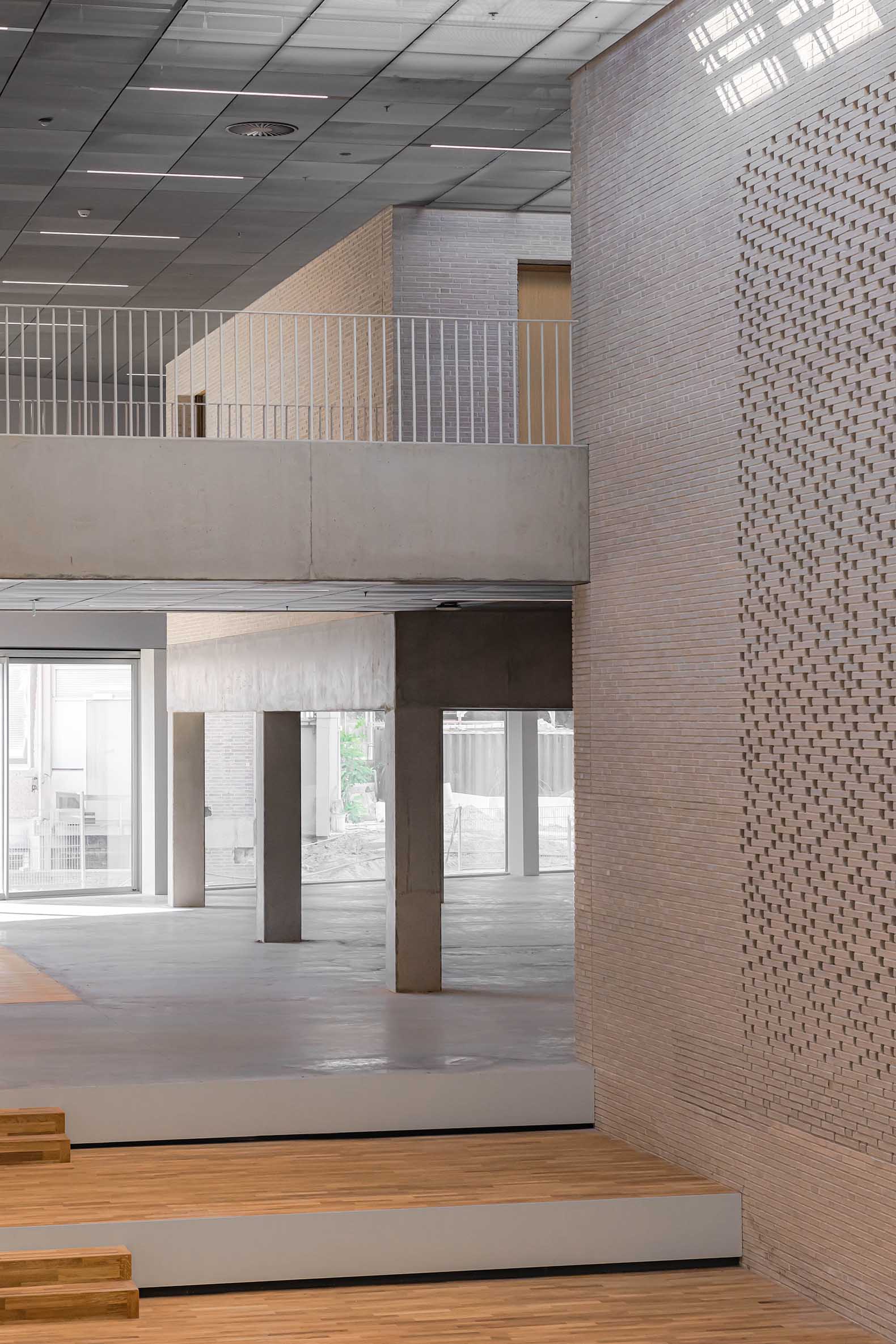 Education Centre University of Groningen by KAAN Architecten. Photograph by Marcel Ijzerman