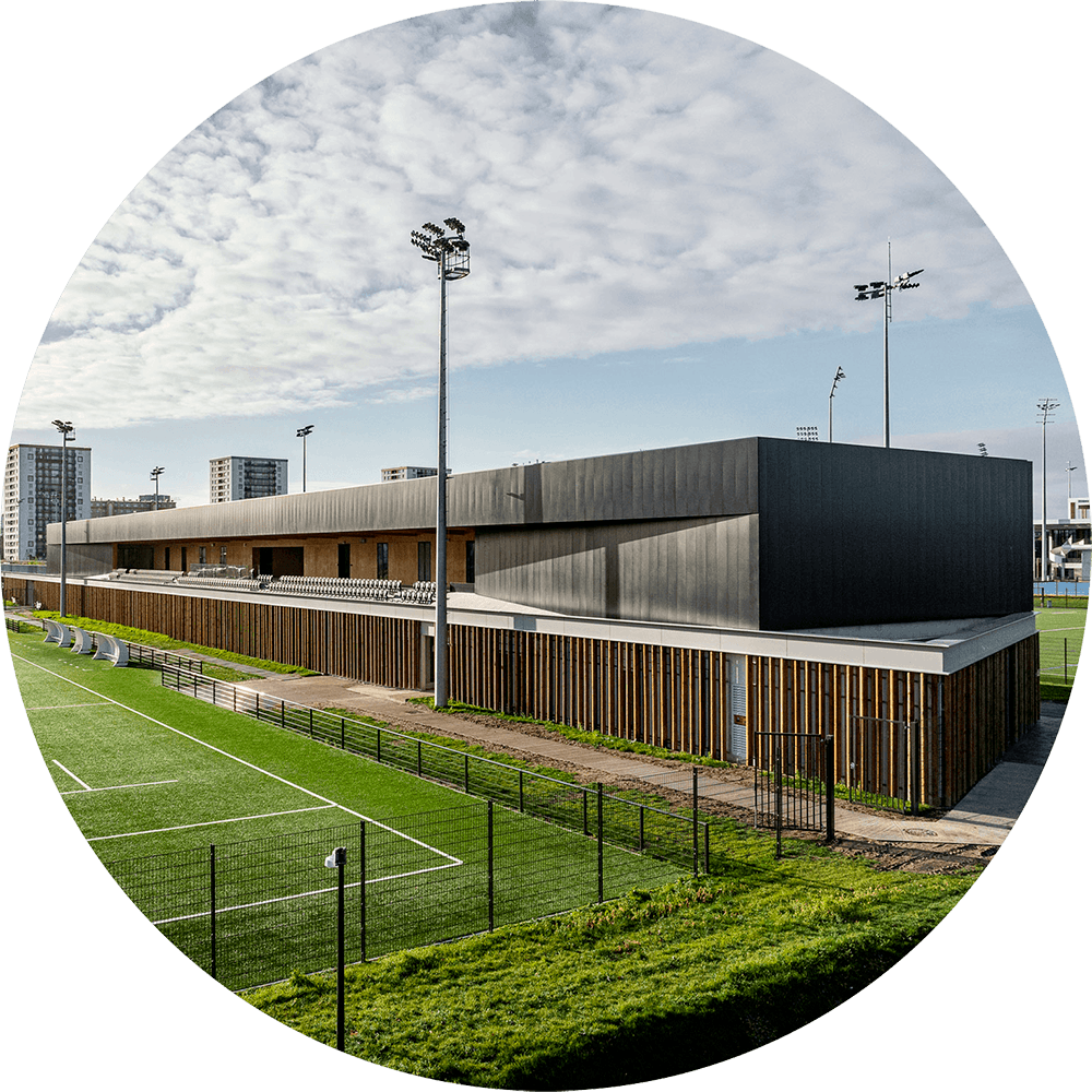 Rehabilitación del Yves du Manoir Stadium por OLGGA architectes