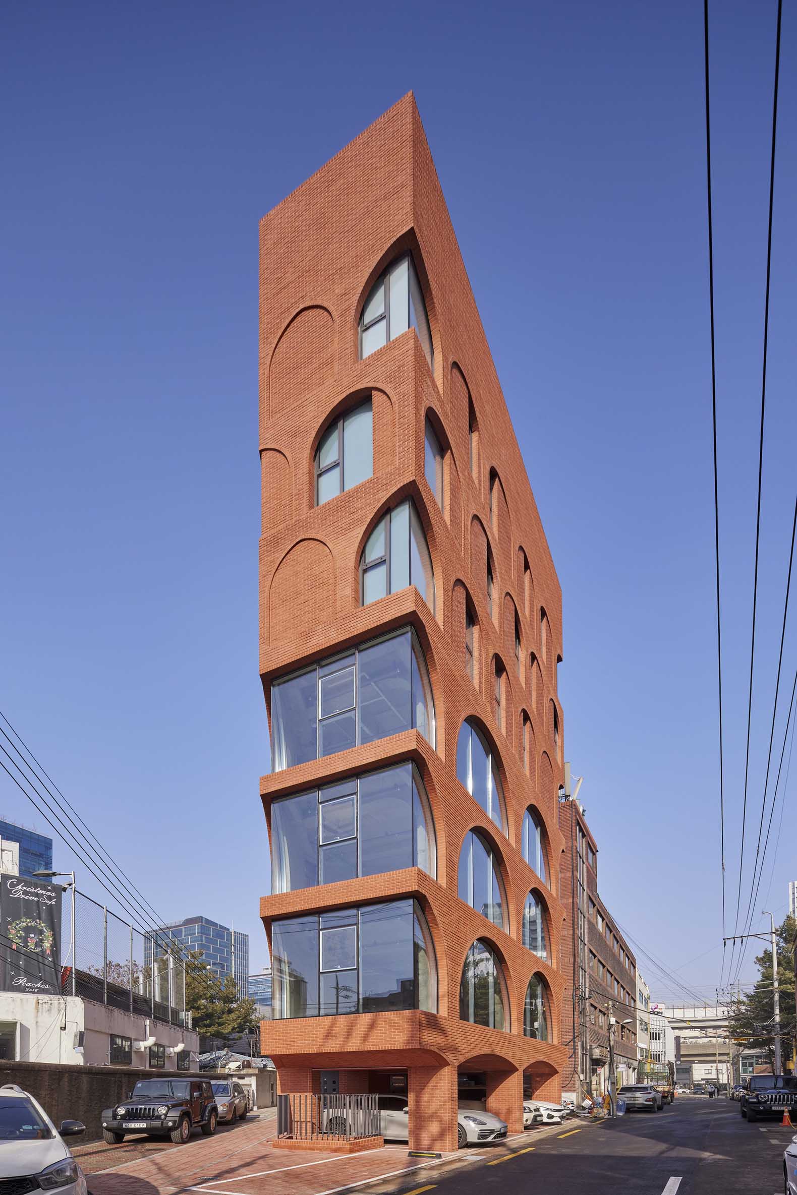 Edificio Fillome por Sosu Architects. Fotografía por Roh Kyung.