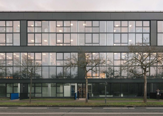 Westside-Rennes por a/LTA Architects. Fotografía por Charly Broyez Westside-Rennes por a/LTA Architects. Fotografía por Charly Broyez
