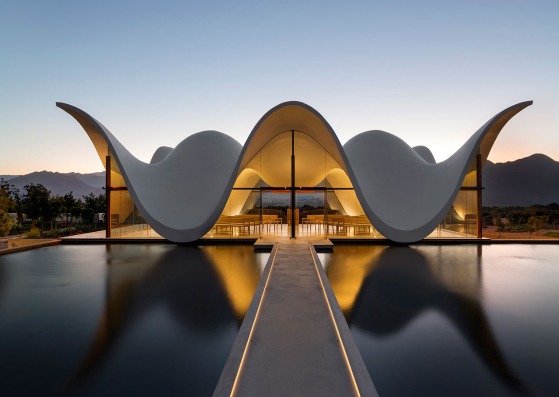 Capilla de los Bosjes en Sudáfrica por Steyn Studio. Fotografía © Adam Letch