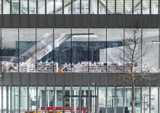 Fachada. Biblioteca Alexis de Tocqueville by OMA. Fotografía por Delfino Sisto Legnani y Marco Cappelletti, cortesía de OMA