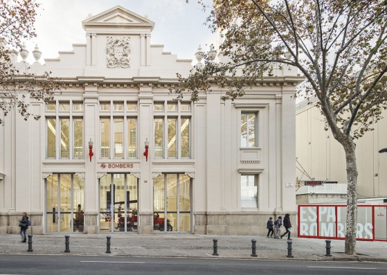 Renovation of an Old Fire Station of the Poble Sec in Barcelona by Roldán + Berengué Architects. Photography © Jordi Surroca