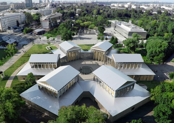 Hexagon pavilion by SANAA. Courtesy of SANAA/Garage Museum of Contemporary Art