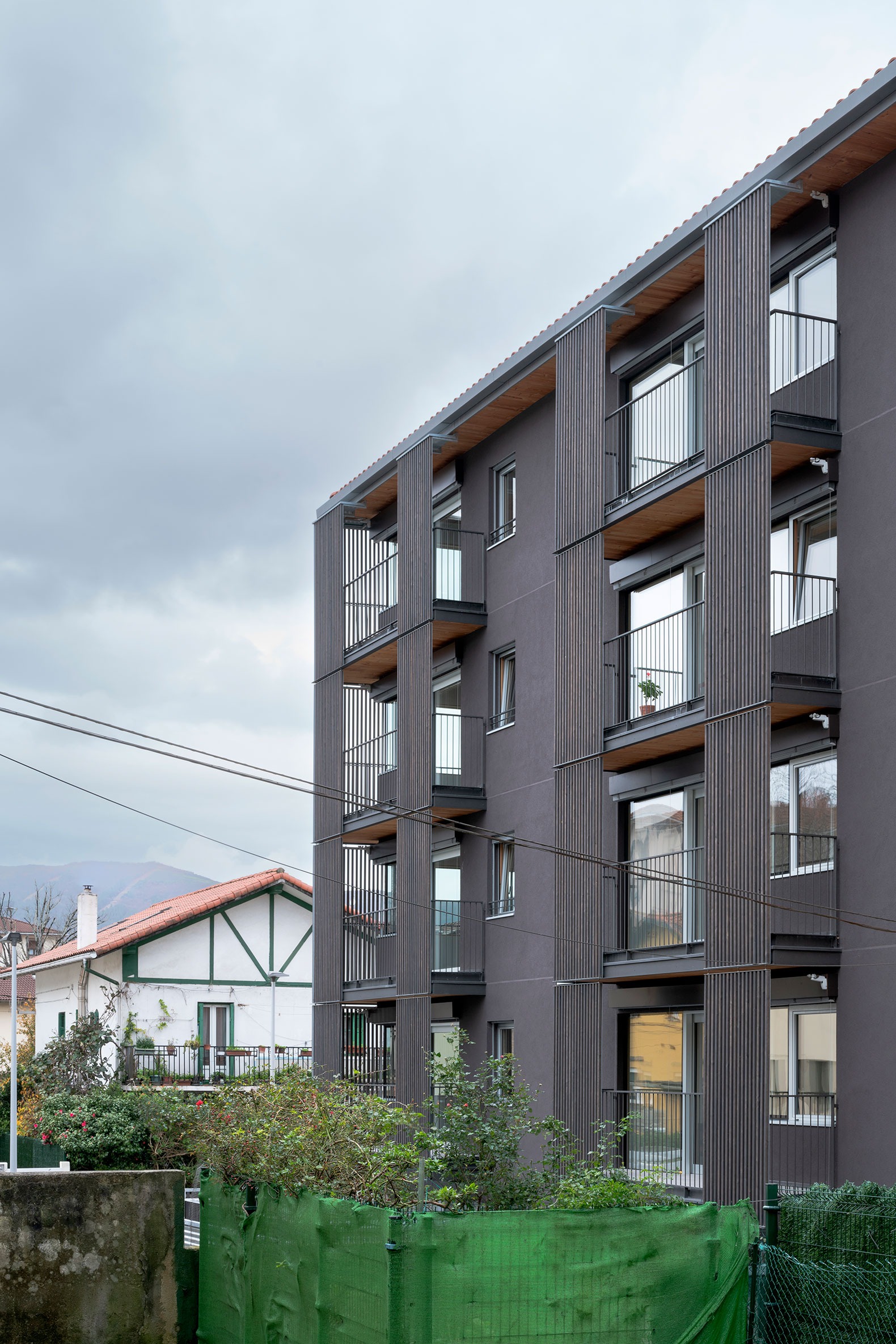 Social housing for rent in Irun by Arruabarrena arkitektura + ache arquitectura. Photograph by Jesús Granada.