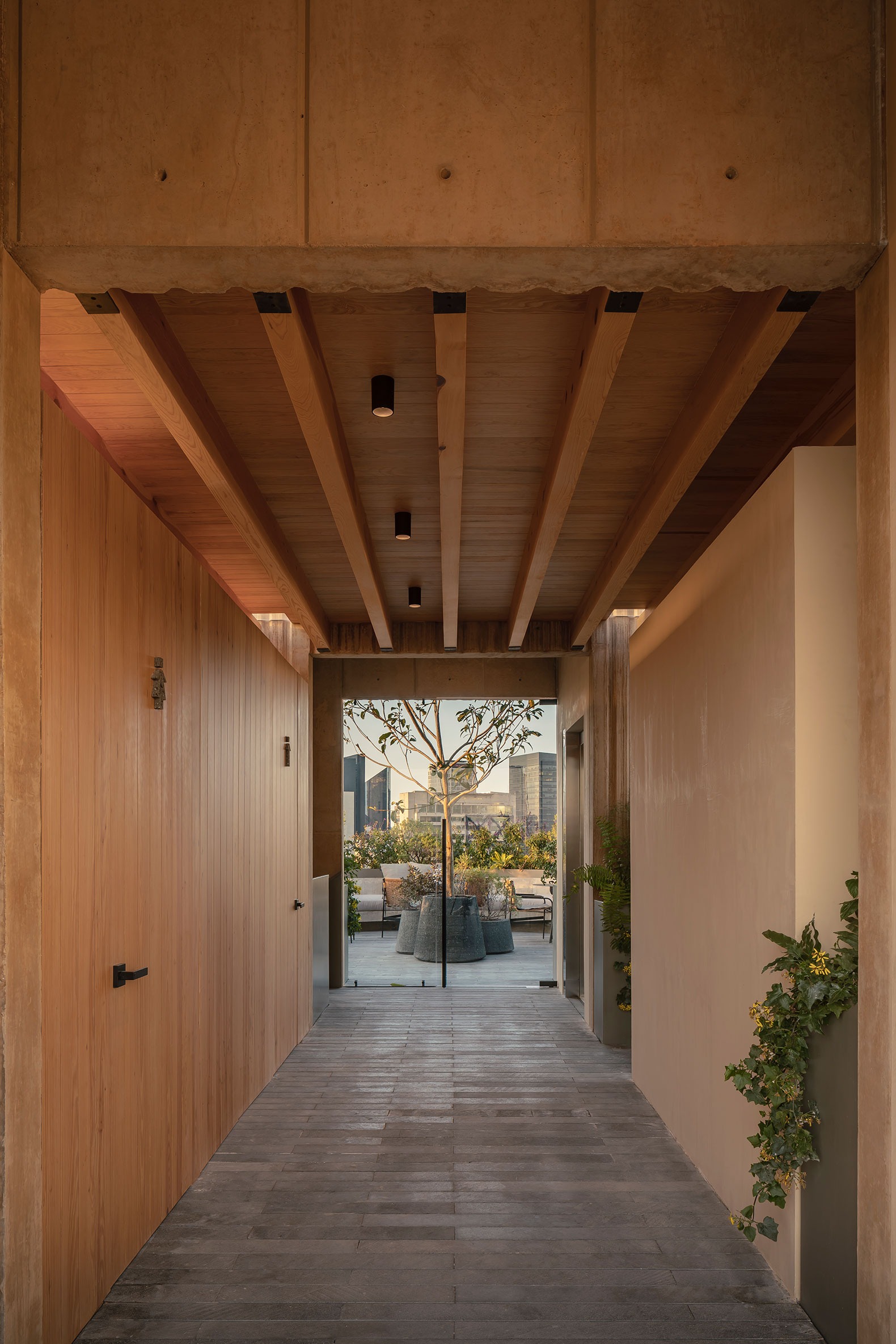 ONTO Tonalá by CRB arquitectos. Photograph by César Bejar ONTO Tonalá by CRB arquitectos. Photograph by César Bejar