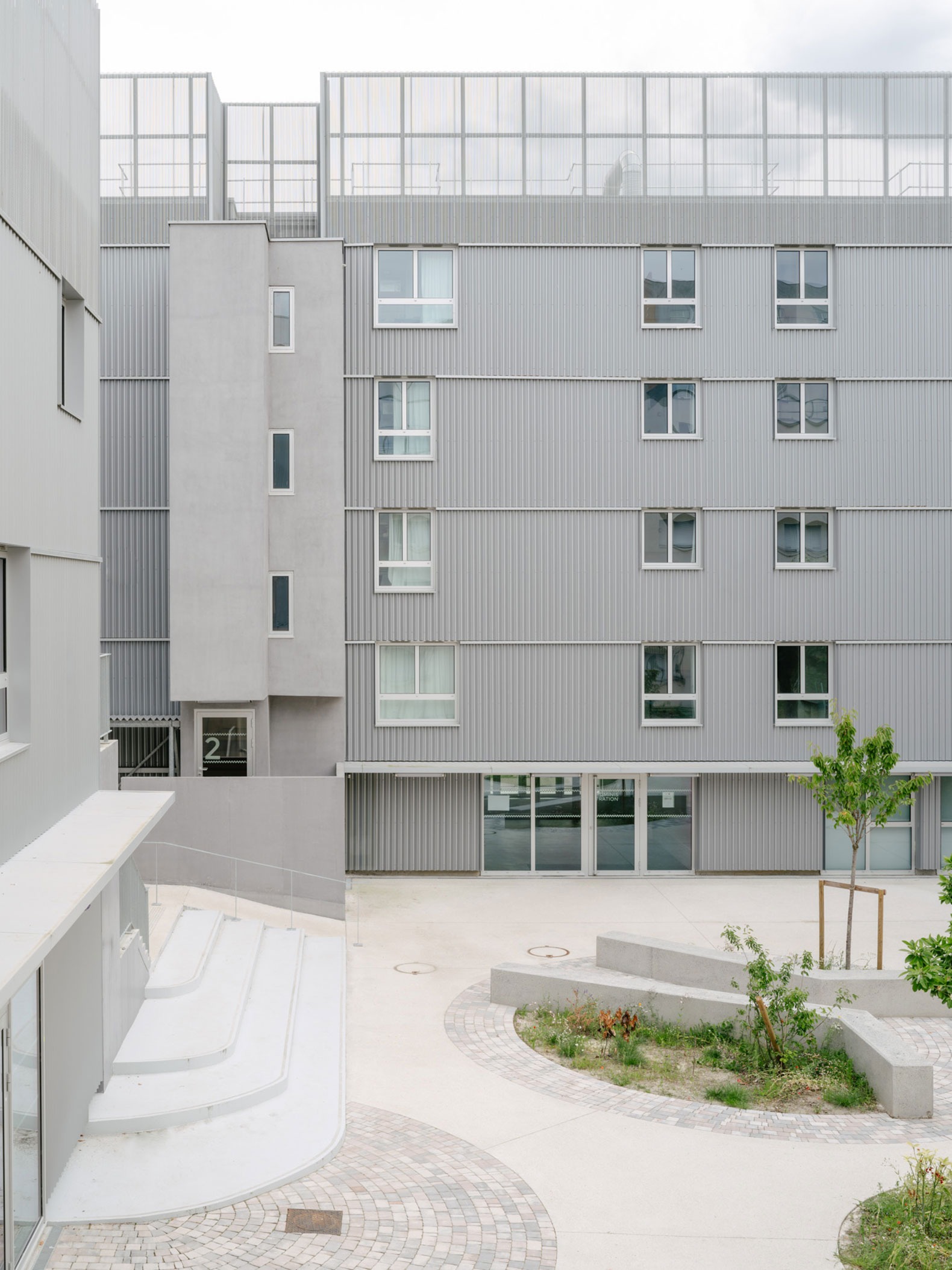 Residencia de estudiantes en Cergy por graal. Fotografía por Giaime Meloni.