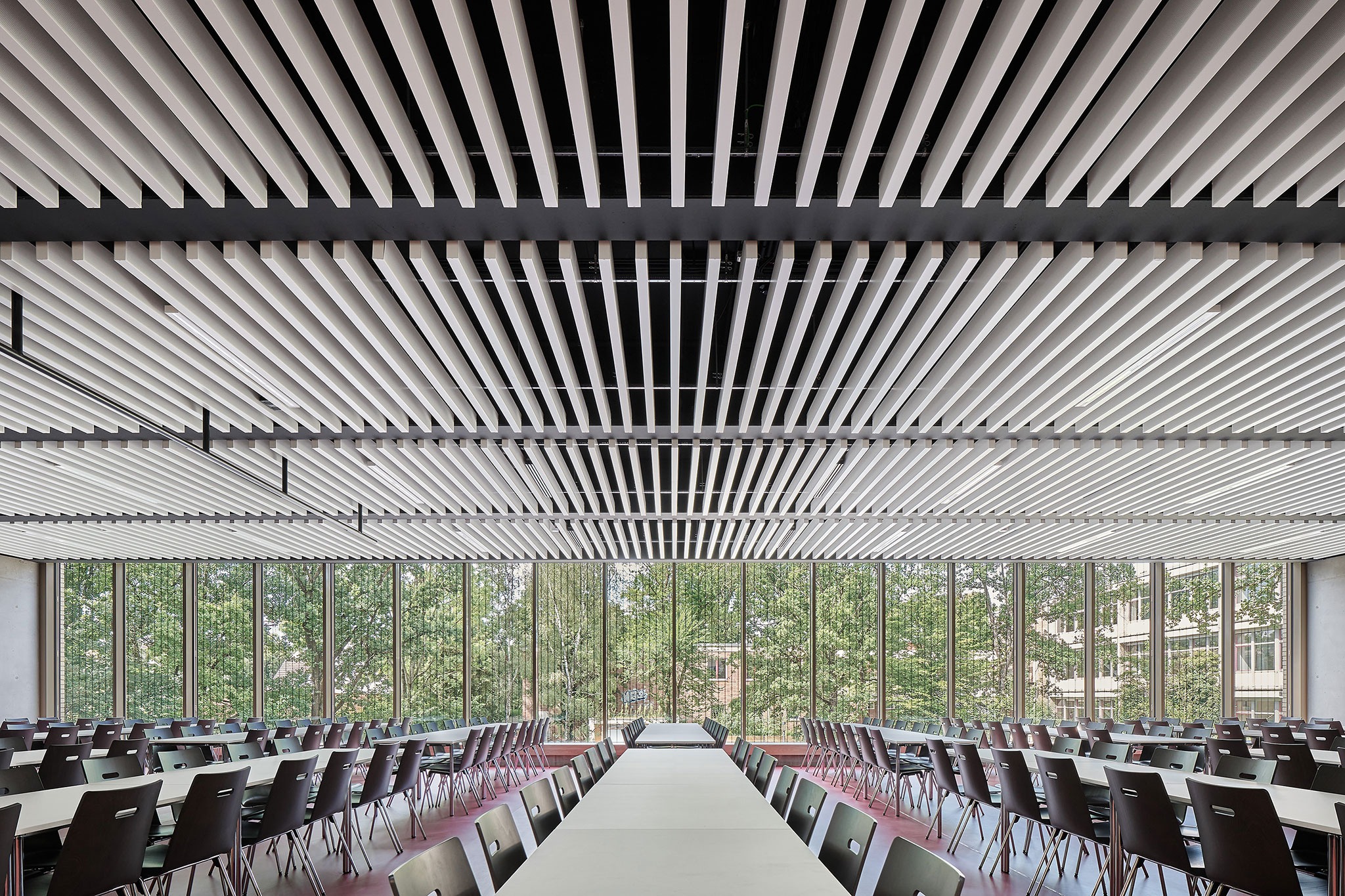 Canteen Körschtalschule by schleicher.ragaller. Photograph by Zooey Braun.