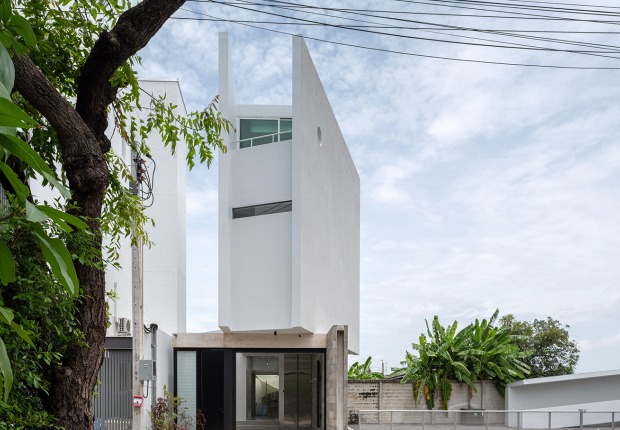 AA House by PHTAA. Photograph by Kukkong AA House by PHTAA. Photograph by Kukkong