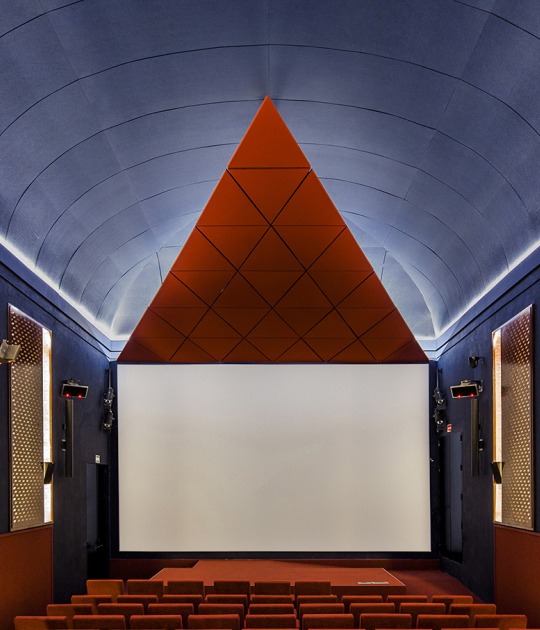Reina Sofia Museum Cinema and Auditorium by BACH / Jaume Bach + Anna & Eugeni Bach. Photograph by Eugeni Bach Reina Sofia Museum Cinema and Auditorium by BACH / Jaume Bach + Anna & Eugeni Bach. Photograph by Eugeni Bach