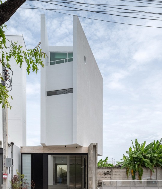 AA House by PHTAA. Photograph by Kukkong AA House by PHTAA. Photograph by Kukkong
