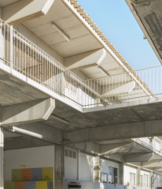 Aljarafe School by Fernando Higueras and Antonio Miró. Photograph by Juanca Lagares Aljarafe School by Fernando Higueras and Antonio Miró. Photograph by Juanca Lagares