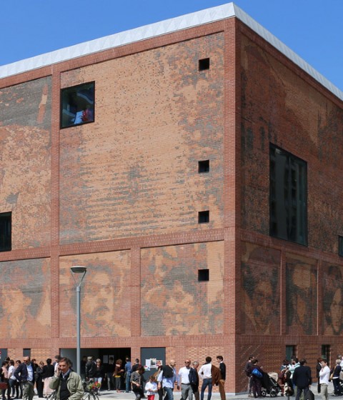 Vista exterior de la Casa de la Memoria de Milán por Baukuh. Fotografía © José Juan Barba Vista exterior de la Casa de la Memoria de Milán por Baukuh. Fotografía © José Juan Barba