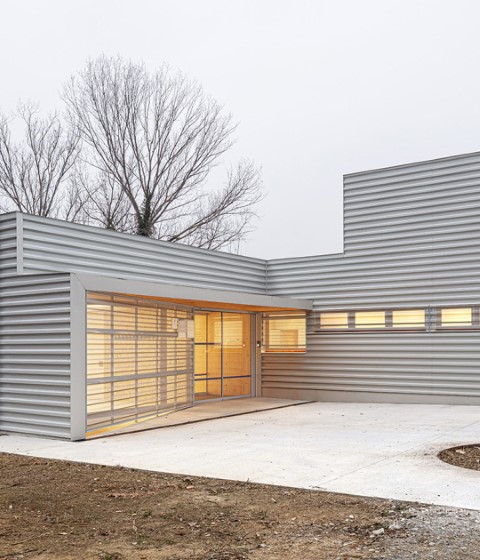 Riells i Viabrea healthcare center by Comas-Pont arquitectes. Photograph by Adrià Goula Riells i Viabrea healthcare center by Comas-Pont arquitectes. Photograph by Adrià Goula