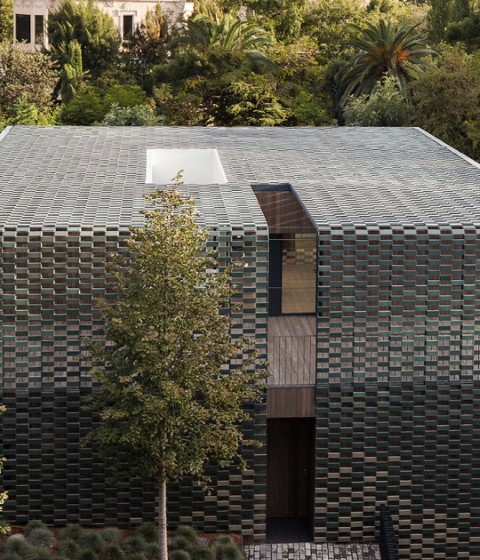 Vivienda Unifamiliar TR HOUSE por PMMT Arquitectos. Fotografía © Pedro Pegenaute Vivienda Unifamiliar TR HOUSE por PMMT Arquitectos. Fotografía © Pedro Pegenaute