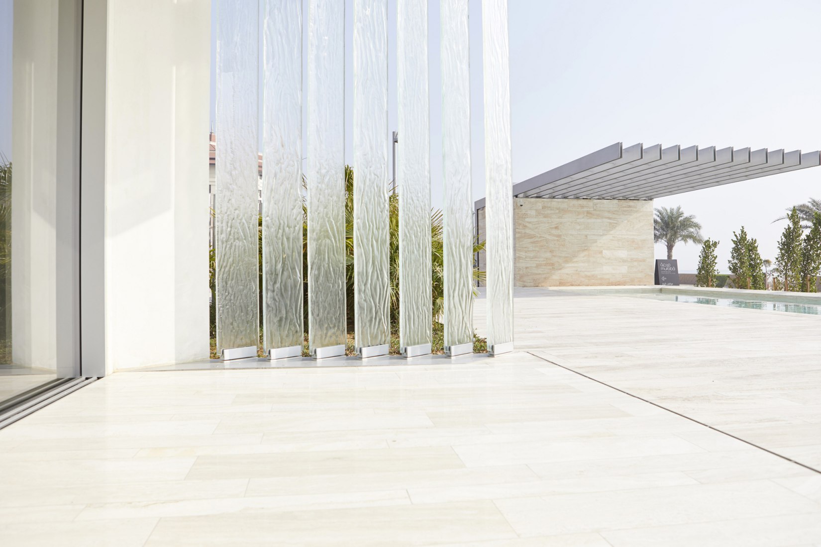 Muraba Residences por RCR Arquitectes. Fotografía por © Airey Spaces. Muraba Residences por RCR Arquitectes. Fotografía por © Airey Spaces.