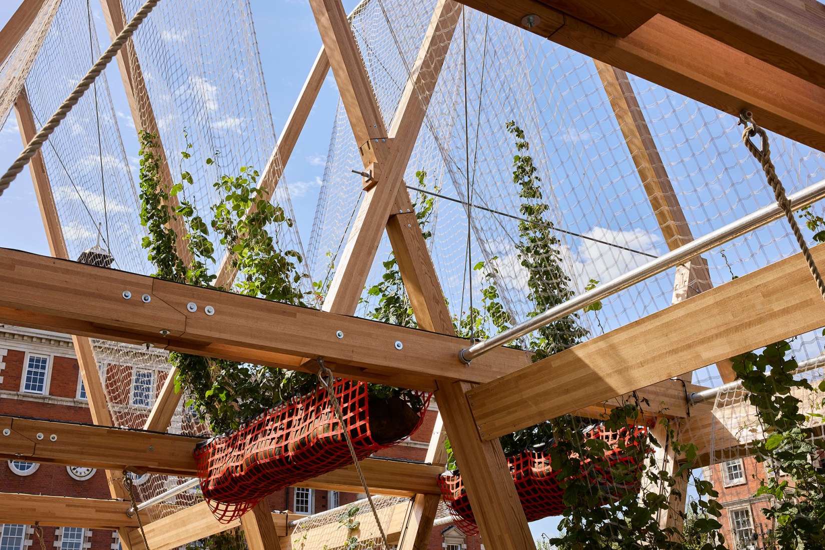 Vert Pavilion, towards a cooler and greener city, by Diez Office. Photograph by Petr Krejci. Vert Pavilion, towards a cooler and greener city, by Diez Office. Photograph by Petr Krejci.