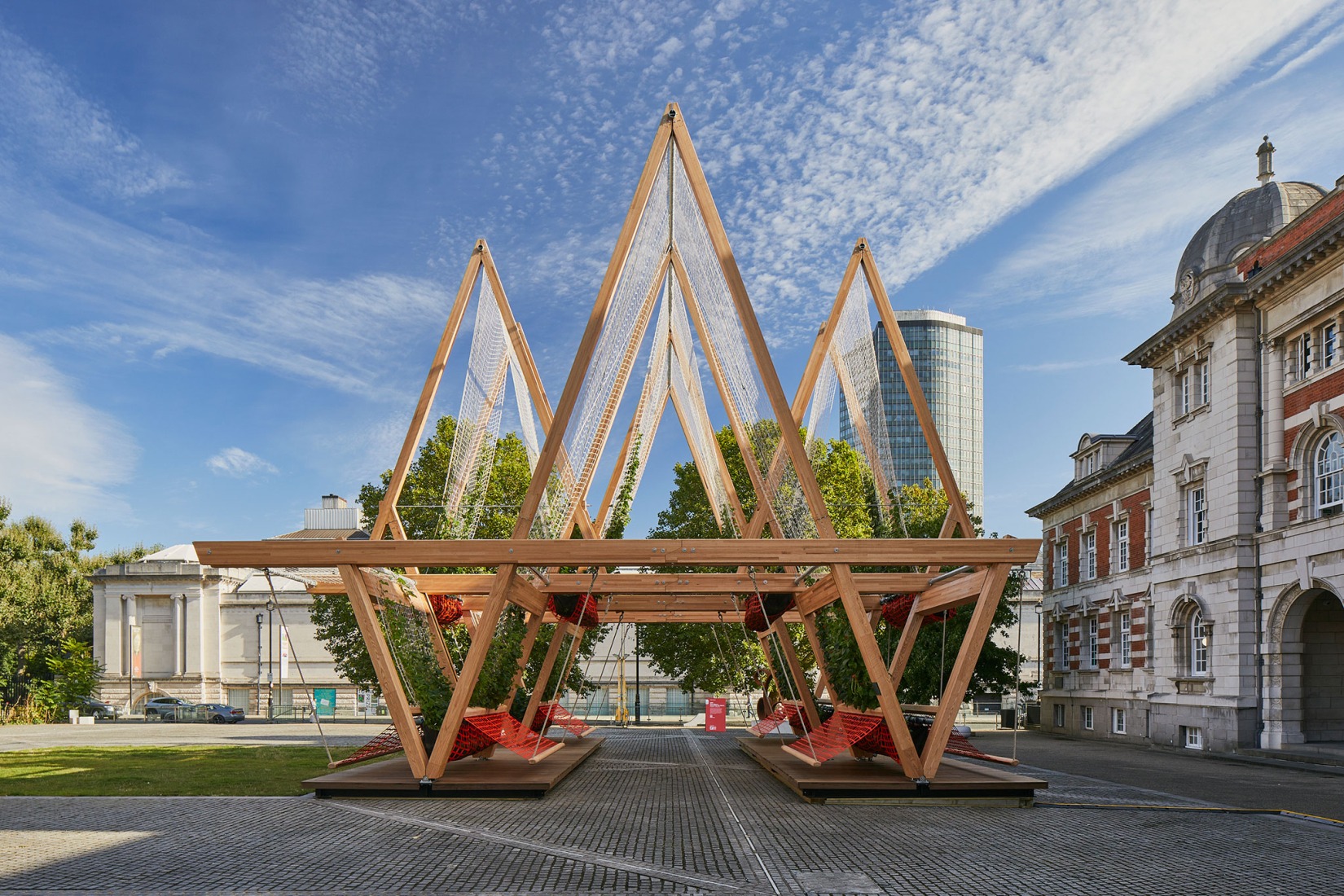 Vert Pavilion, towards a cooler and greener city, by Diez Office. Photograph by Ed Reeve. Vert Pavilion, towards a cooler and greener city, by Diez Office. Photograph by Ed Reeve.