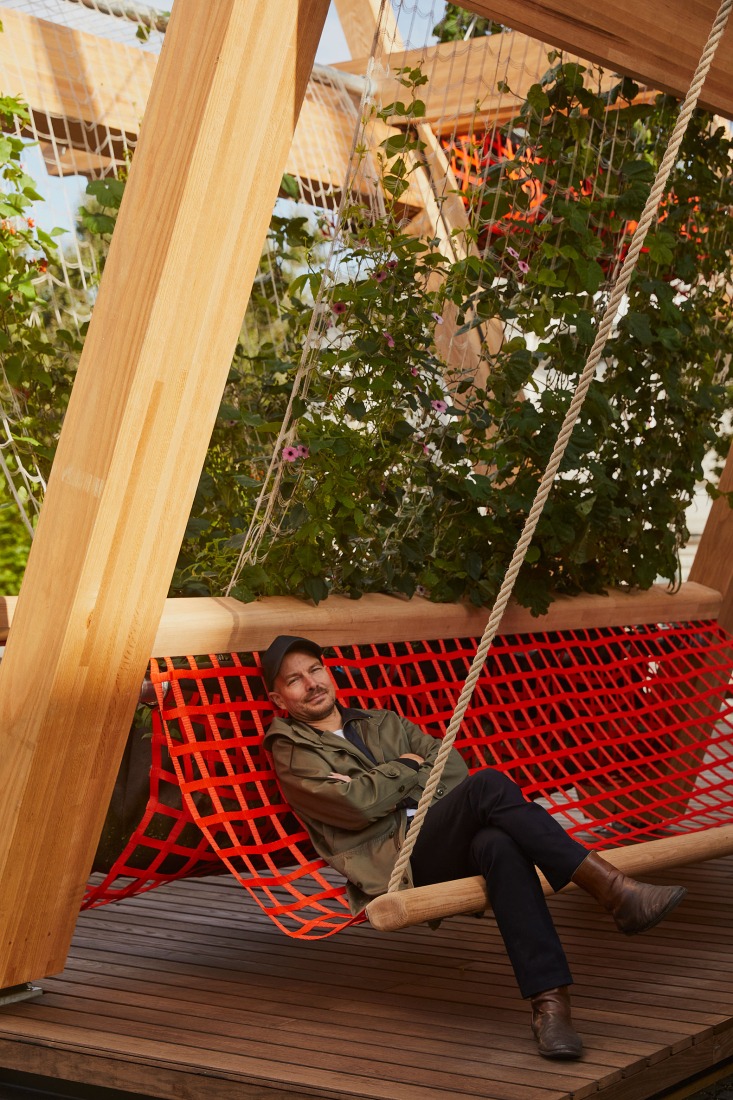 Vert Pavilion, towards a cooler and greener city, by Diez Office. Photograph by Ed Reeve. Vert Pavilion, towards a cooler and greener city, by Diez Office. Photograph by Ed Reeve.