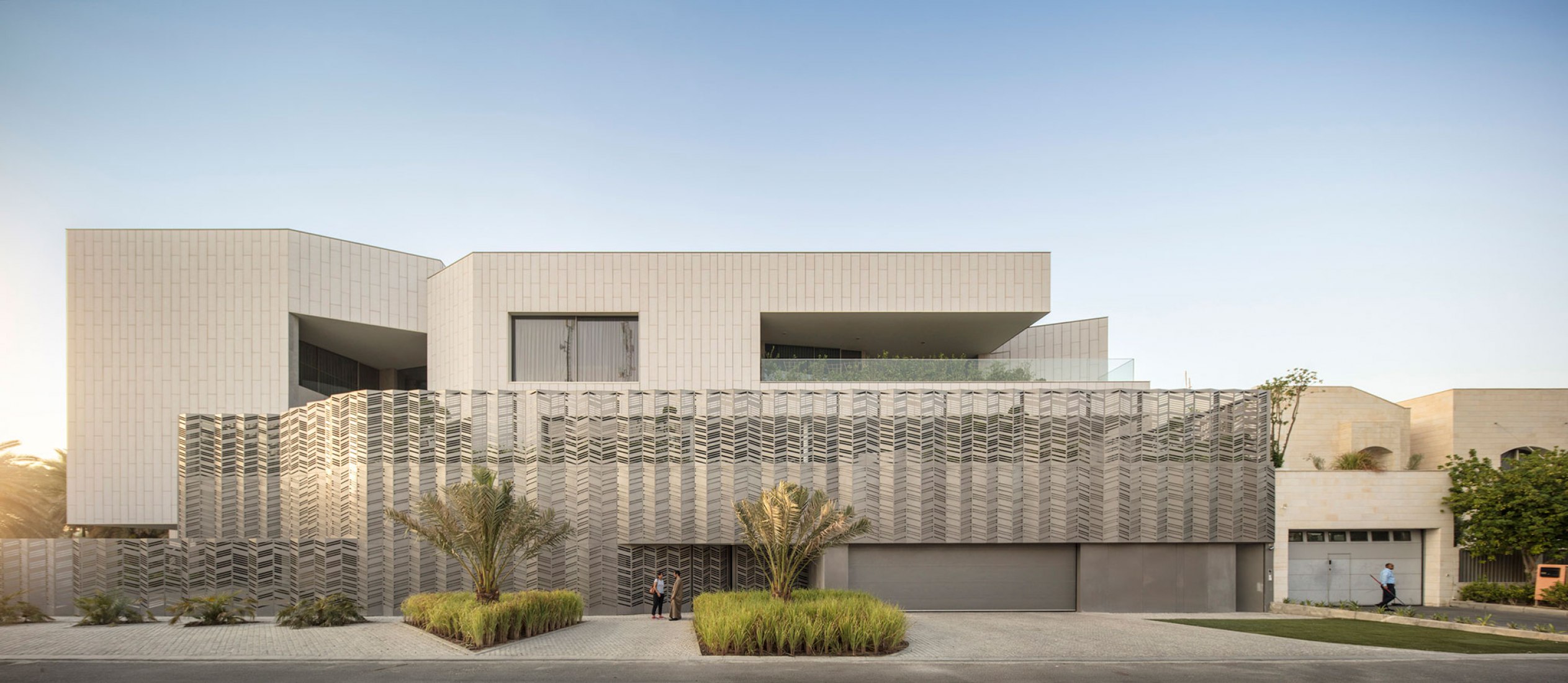 Vivienda Nirvana por AGi Architects. Fotografía por © Fernando Guerra. Vivienda Nirvana por AGi Architects. Fotografía por © Fernando Guerra.