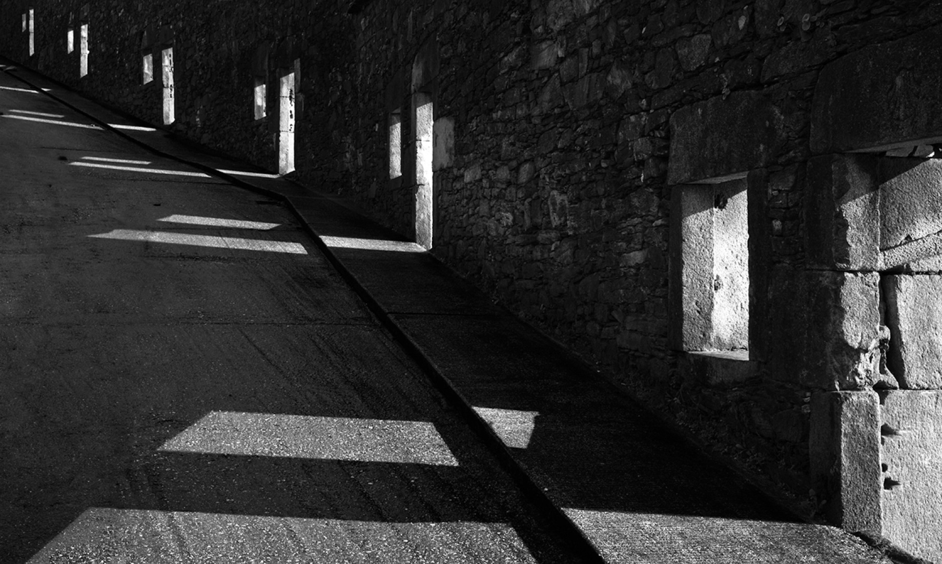 Interior designer Fernando Salas declared that his interest for details in his work has to do not only with physical things, but also with intangible aspects, such as creating an atmosphere. “I think the details make the ambience's climax.” Interior designer Fernando Salas declared that his interest for details in his work has to do not only with physical things, but also with intangible aspects, such as creating an atmosphere. “I think the details make the ambience's climax.”