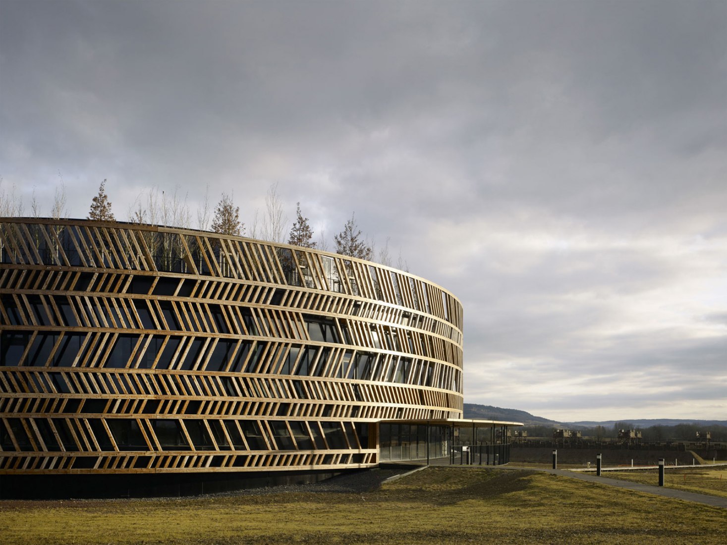 Alésia Museum and Archaeological Park by Bernard Tschumi. Photograph © Christian Richters.