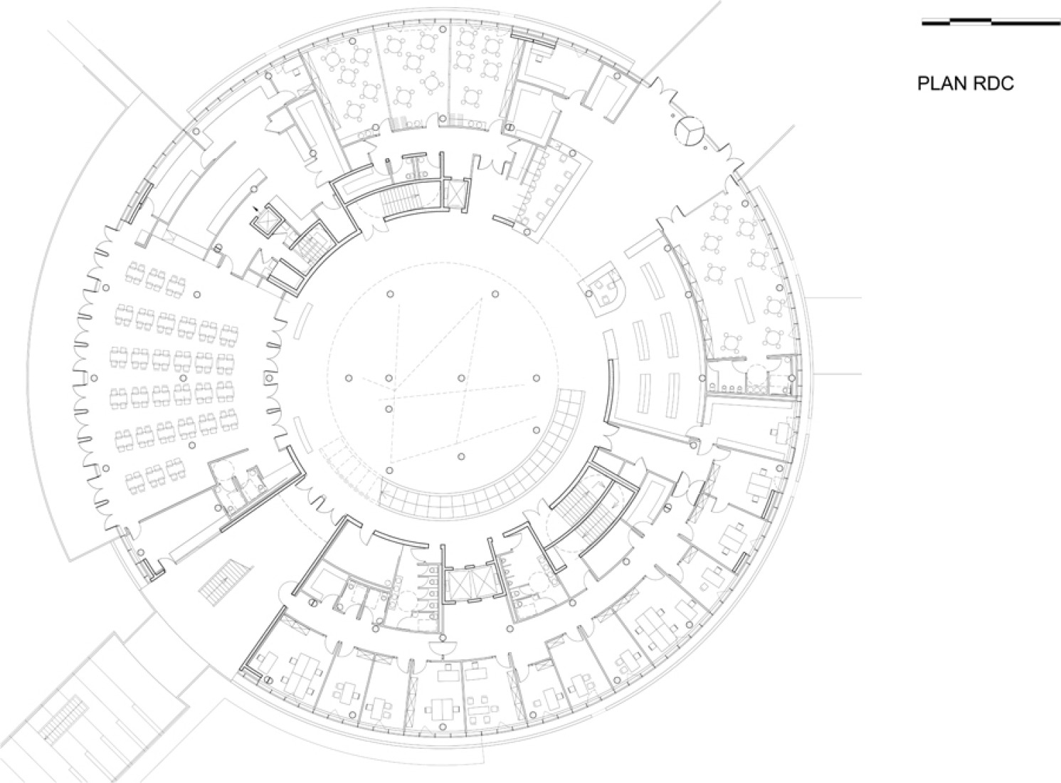 First level plan. © by Bernard Tschumi Architects.