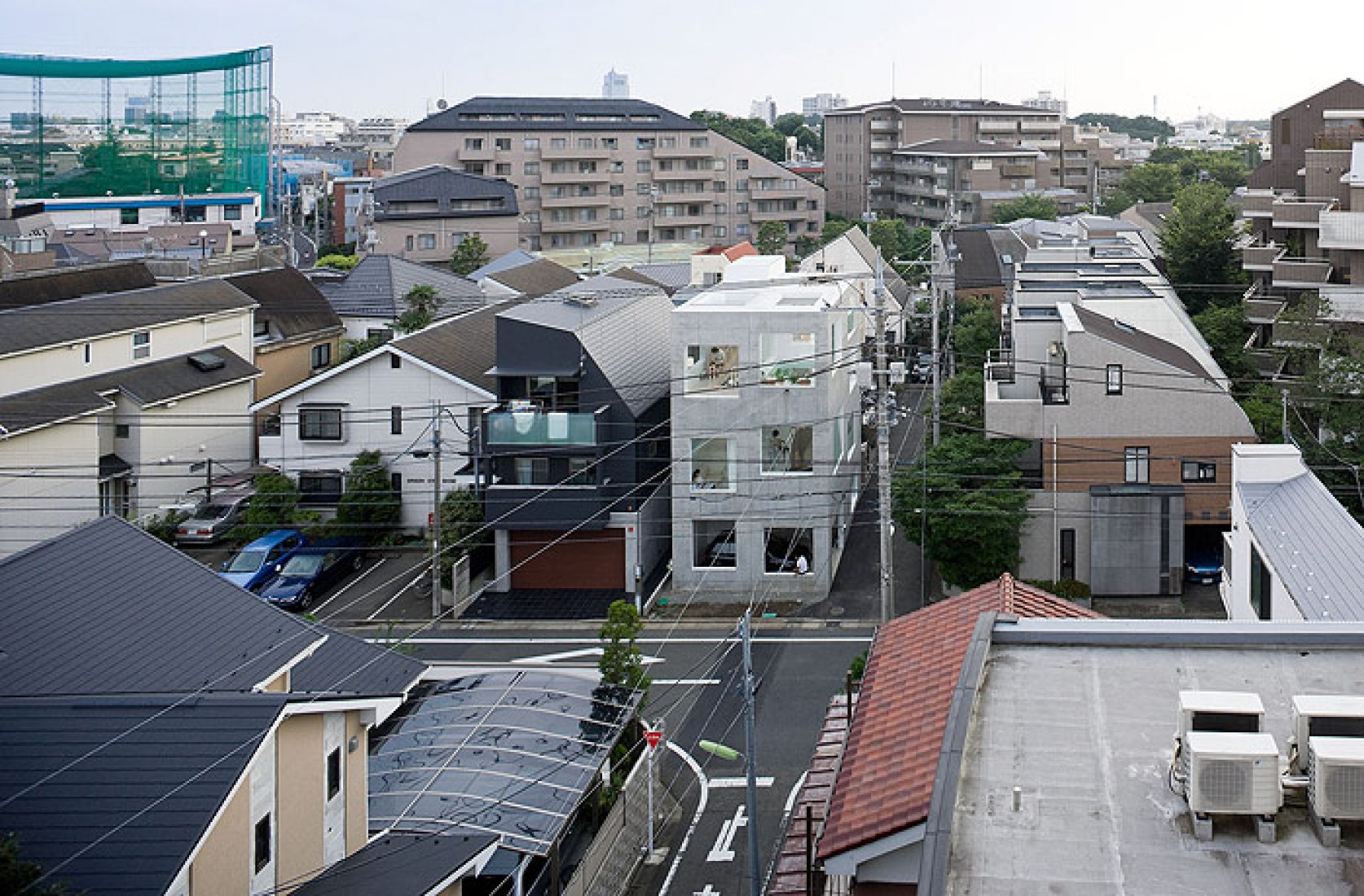 House H, Tokyo, Japan, 2008. Photography © Iwan Baan.