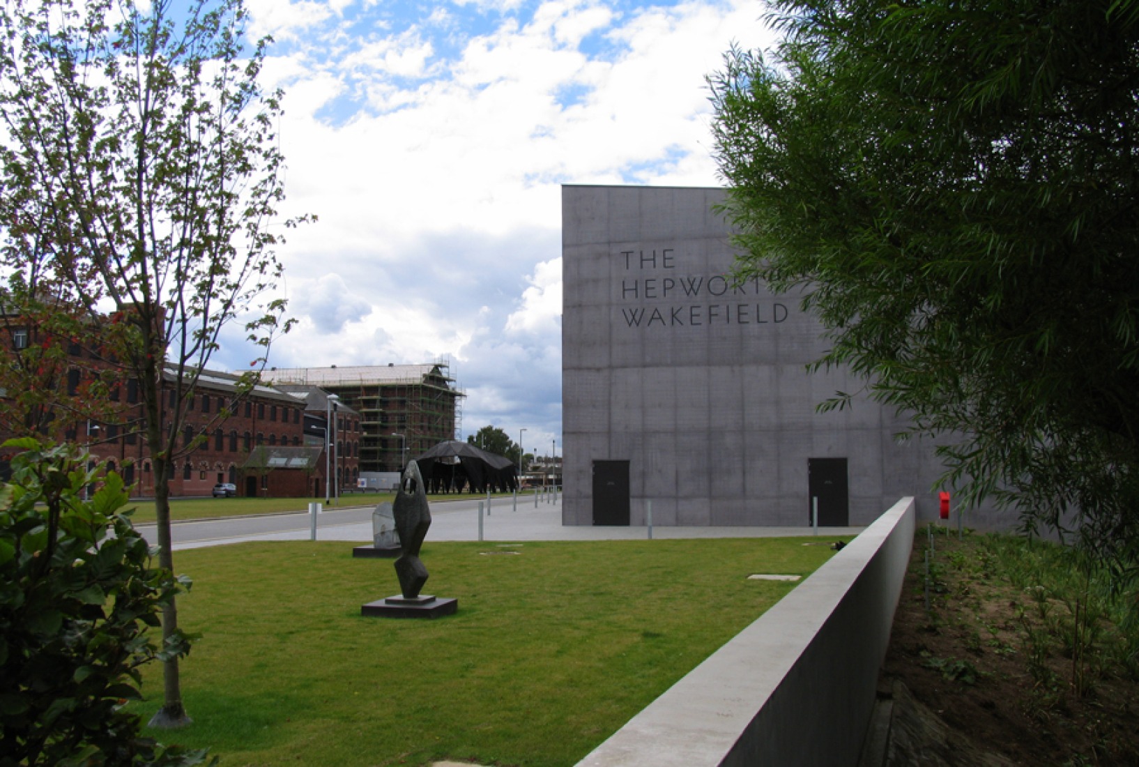 The Hepworth Wakefield. West Yorkshire, UK. 2011. Photography © José Juan Barba