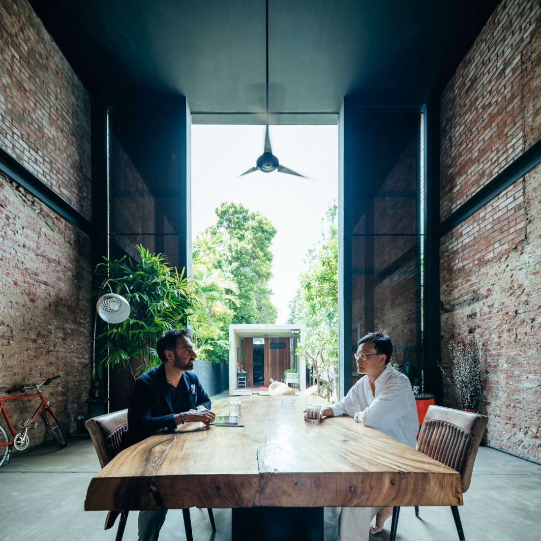 "No más espacio libre? Definimos espacio por volumen, no por superficie"- Lucky Shophouse. Imagen cortesía del Pabellón de Singapur, 16ª Exposición Internacional de Arquitectura, La Biennale di Venezia