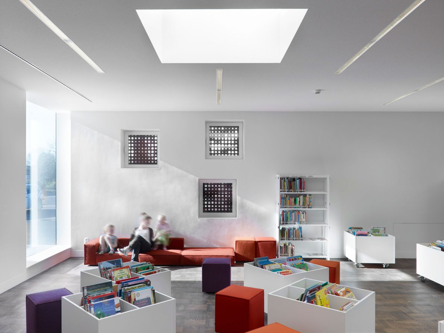 Interior view. City library in Bruges by Studio Farris. Photography by Lumecore/Toon Grobet. 