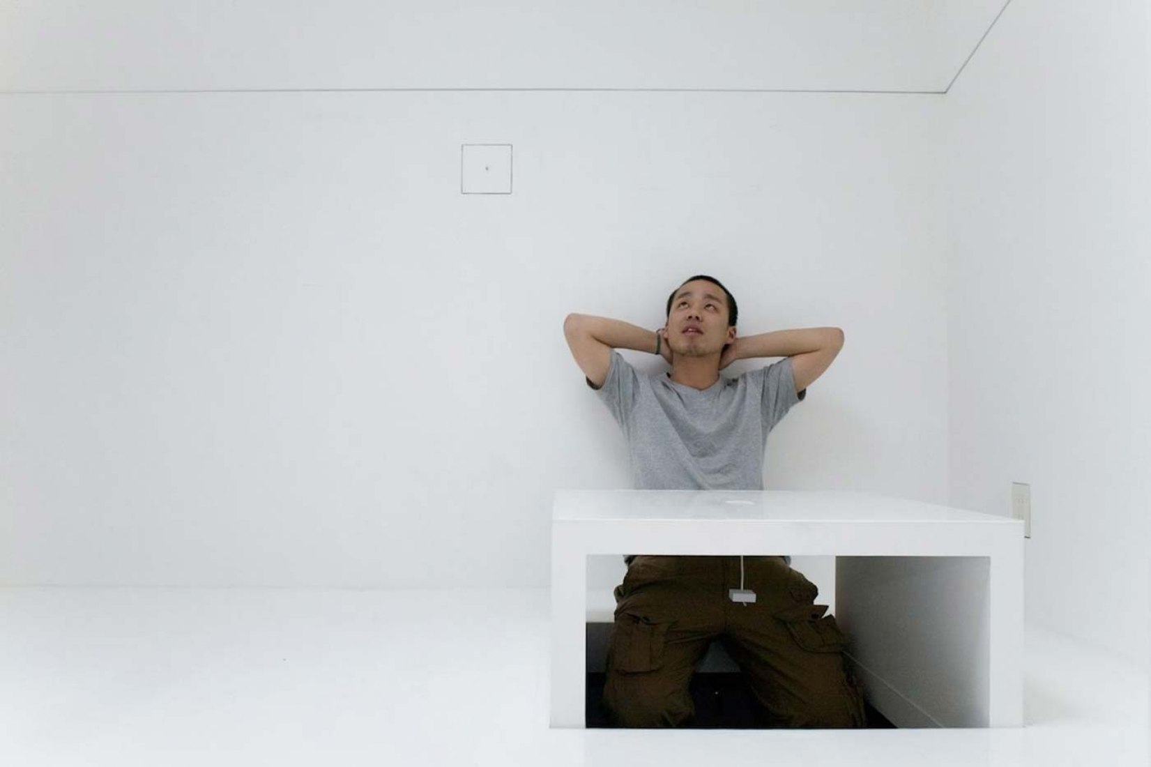 dining table in use. Photography courtesy of Schema Architecture Office © TakumiOta.