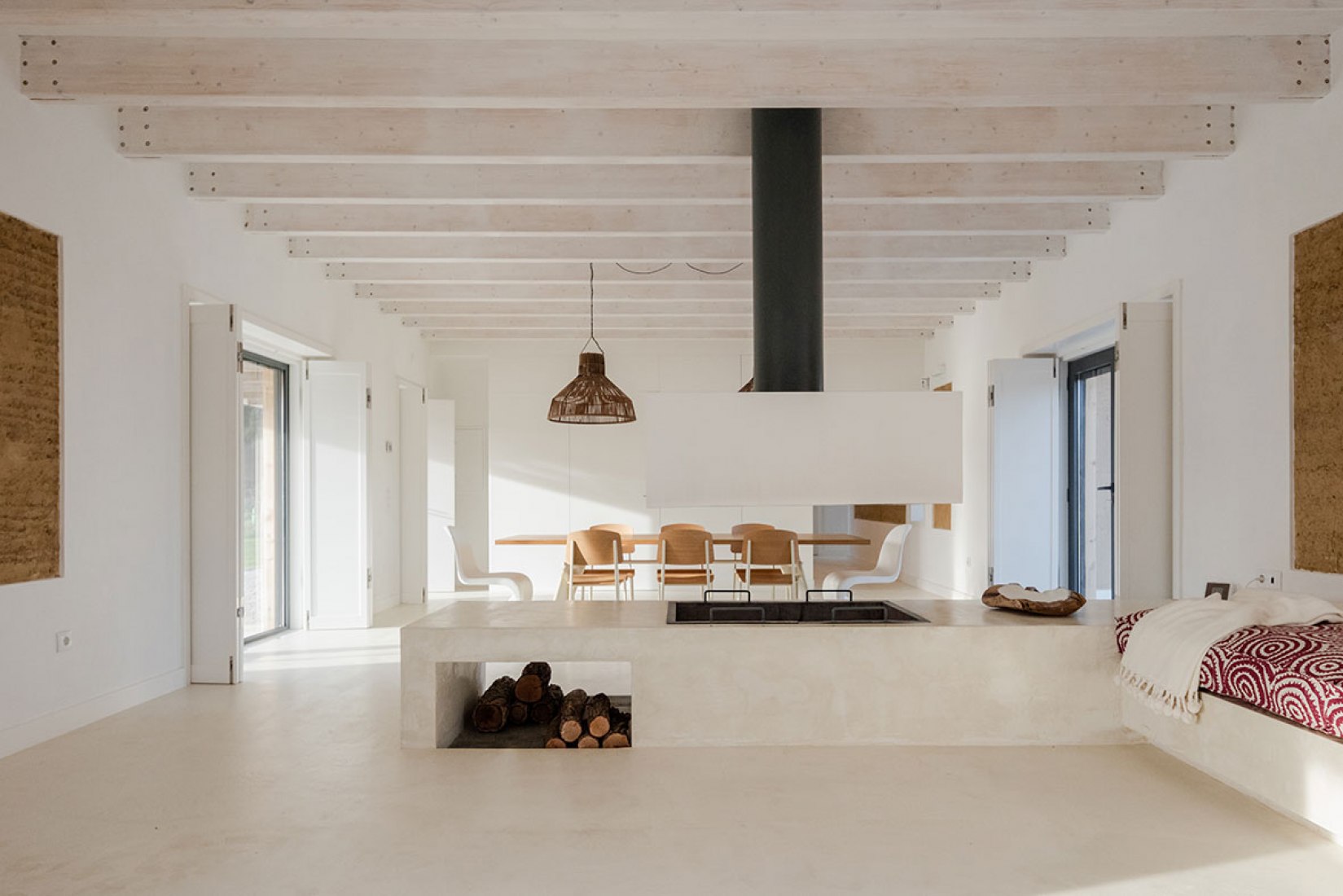 Interior view living room. Vineyard house by Blaanc. Photography © João Morgado.