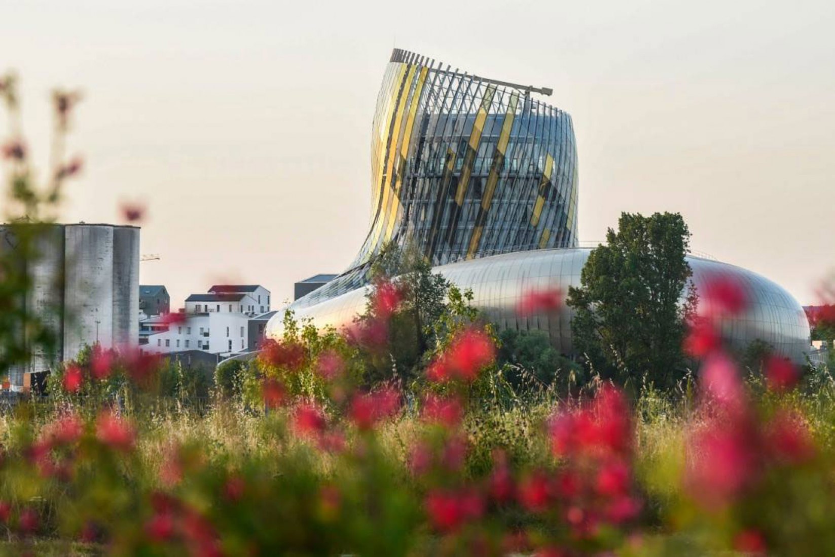 Exterior view. Cité du Vin by X-TU. Photography © Anaka