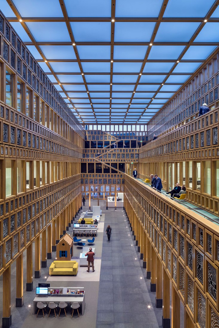 Vista interior Hall. Ayuntamiento de Deventer por Neutelings Riedijk Architecten. Fotografía © Scagliola Brakkee / © Neutelings Riedijk Arquitectos.