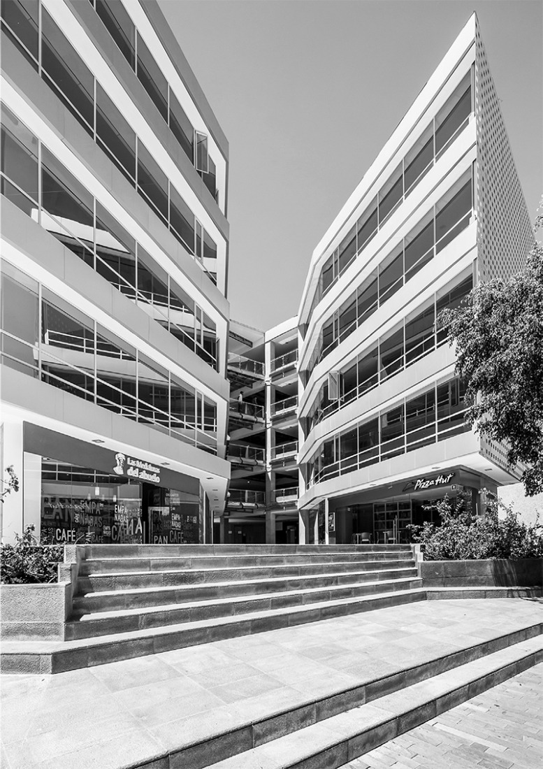 Edificio Halcón por TEC Taller EC. Fotografía © Sebastián Crespo.