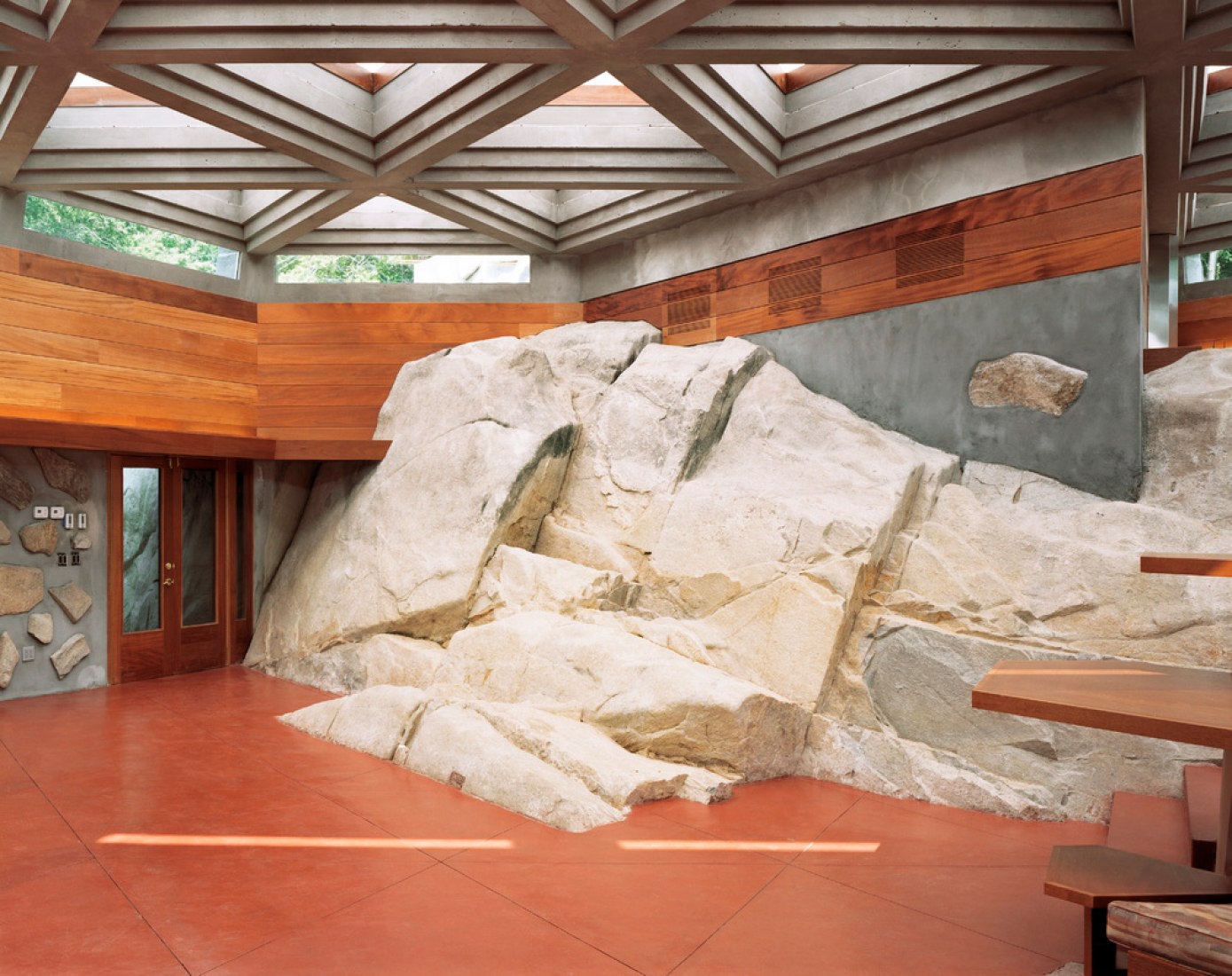 Vista interior. Casa Massaro por Frank Lloyd Wright. Imagen cortesía de Private Islands Online.