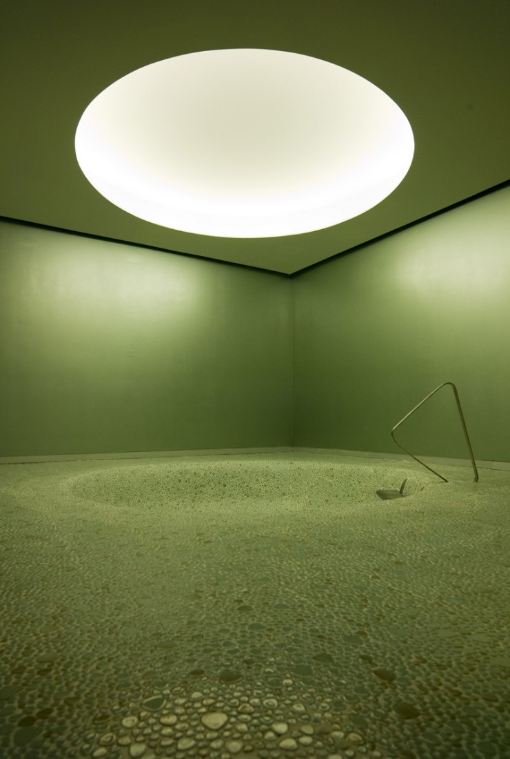 Interior view. Thermal baths "Termas de Tiberio" by Moneo Brock Studio. Photography © Jeff Brock.