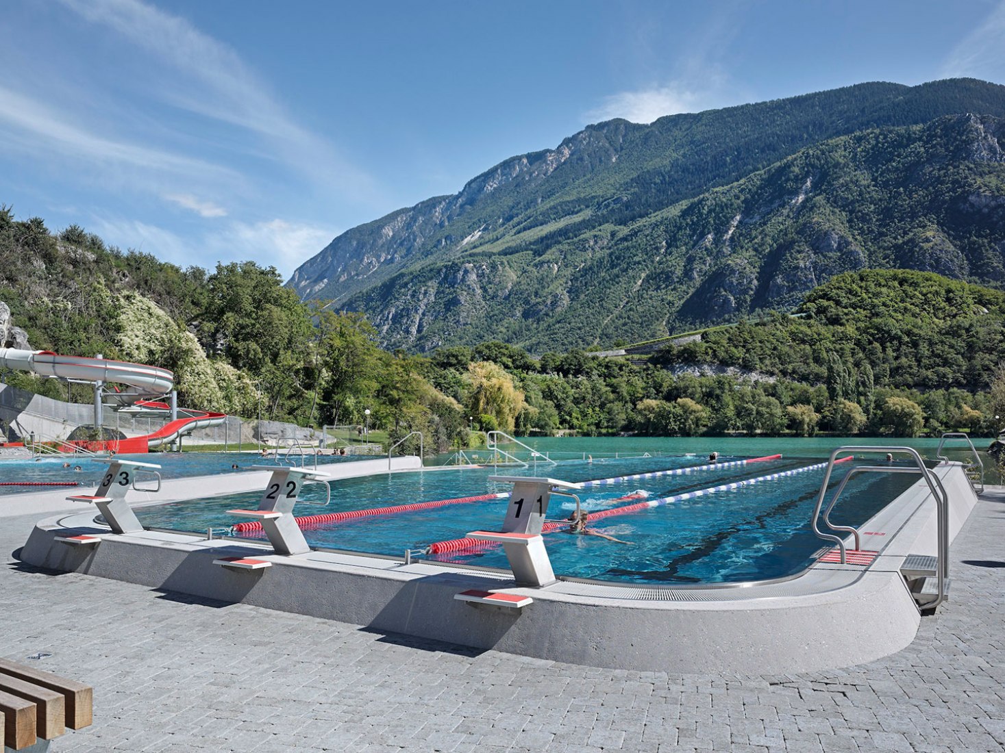 Baths of Géronde by NAU. Photography © Roger Frei