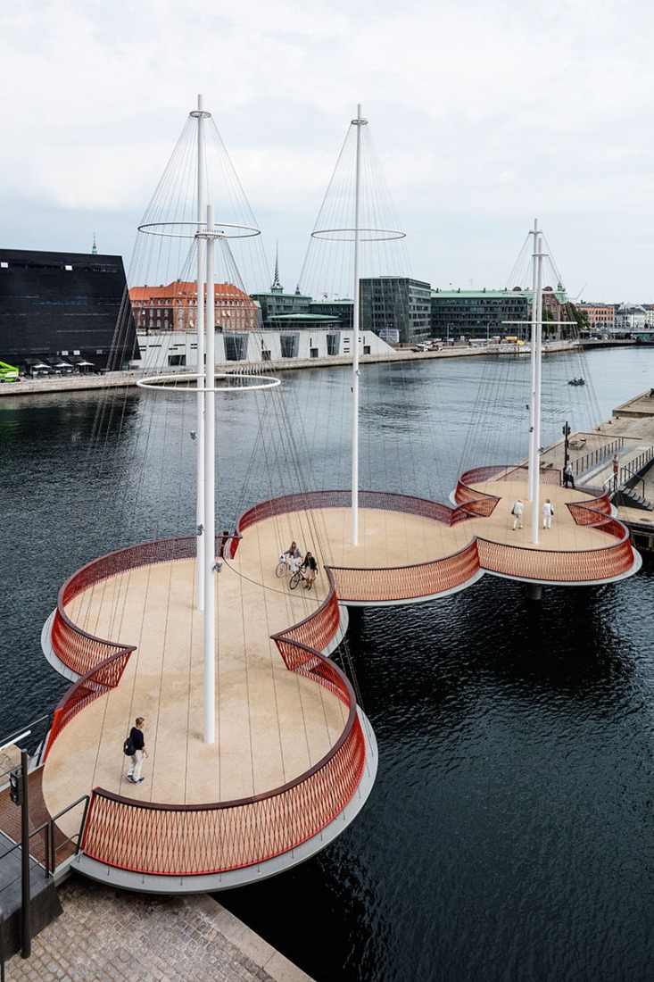 Cirkelbroen por Olafur Eliasson. Fotografía © Anders Sune Berg.