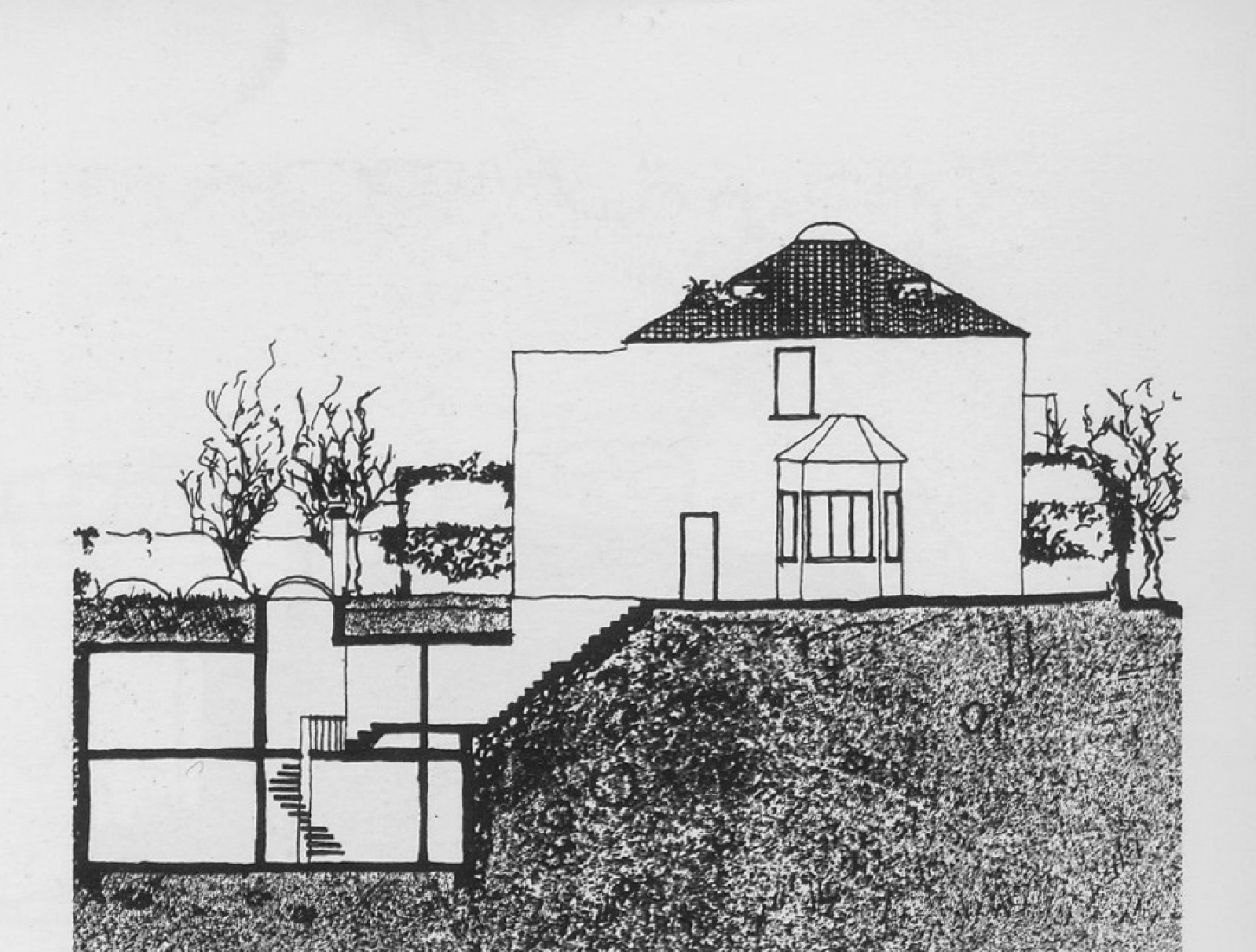 Cross section. Fernando Higueras Foundation. Courtesy of Fernando Higueras Foundation.