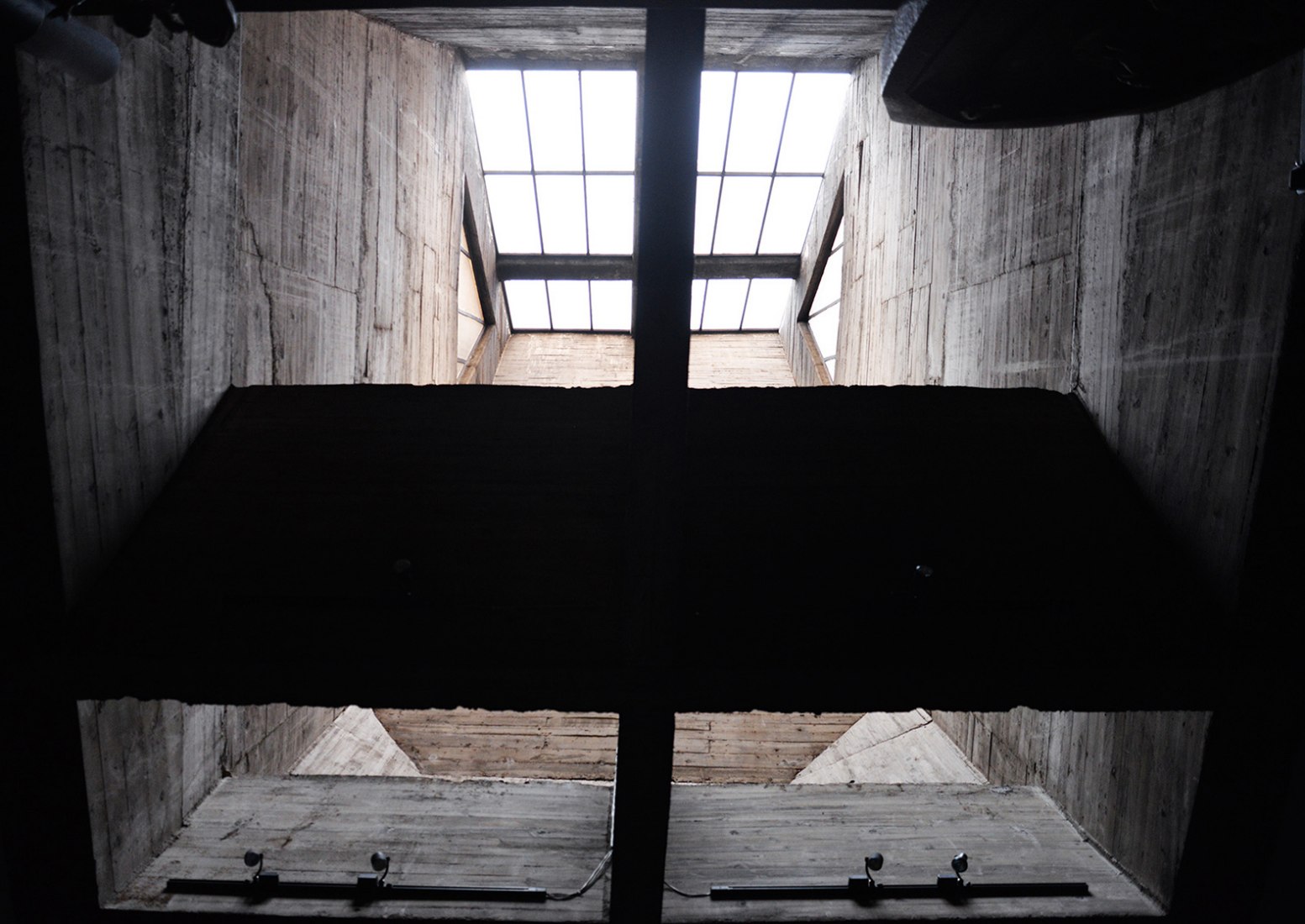 Interior view. Our Lady of the Rosary of the Philippines by Cecilio Sánchez-Robles Tarín. Photography Carlos Copertone.