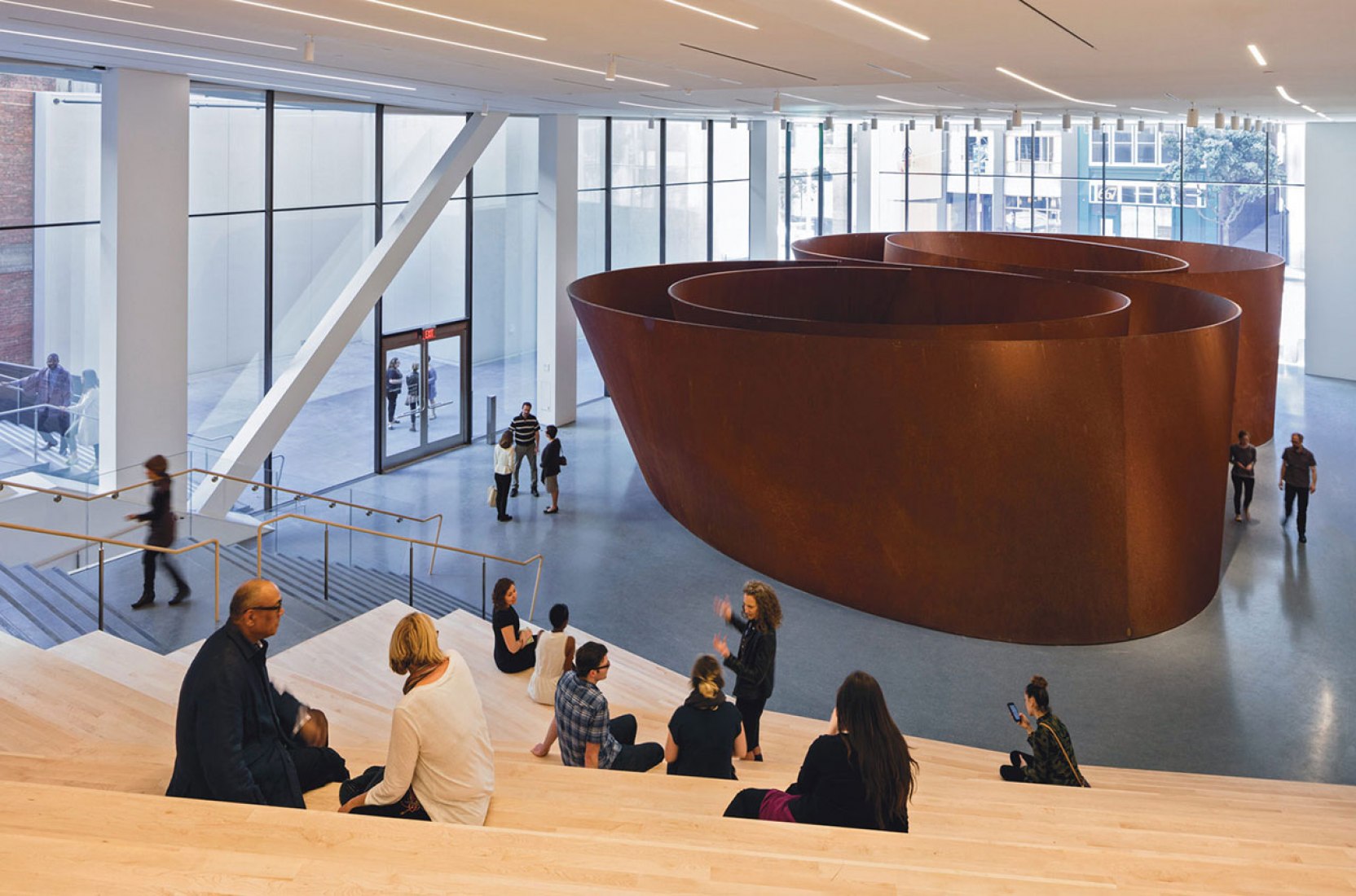 Richard Serra, "Expansion". Ampliación del MOMA San Francisco por Snøhetta. Fotografía © Henrik Kam. Imagen cortesía de SFMOMA