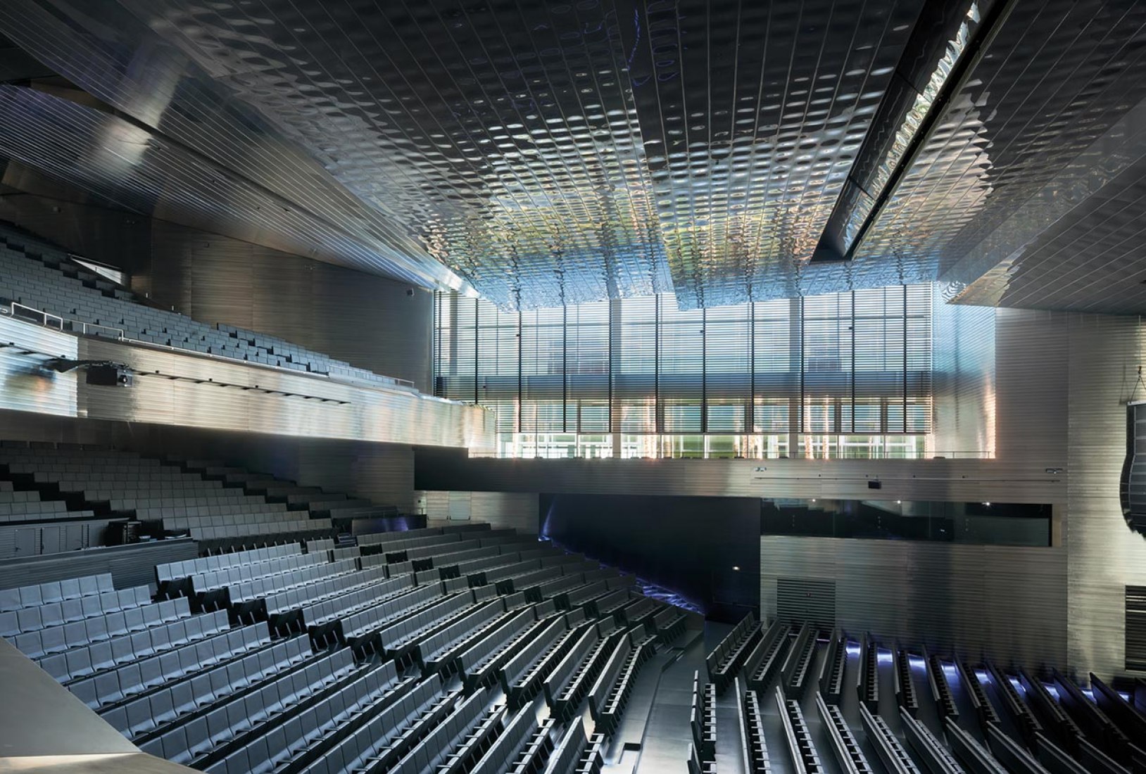 Conference room. Seville Convention Center by Vázquez Consuegra. 