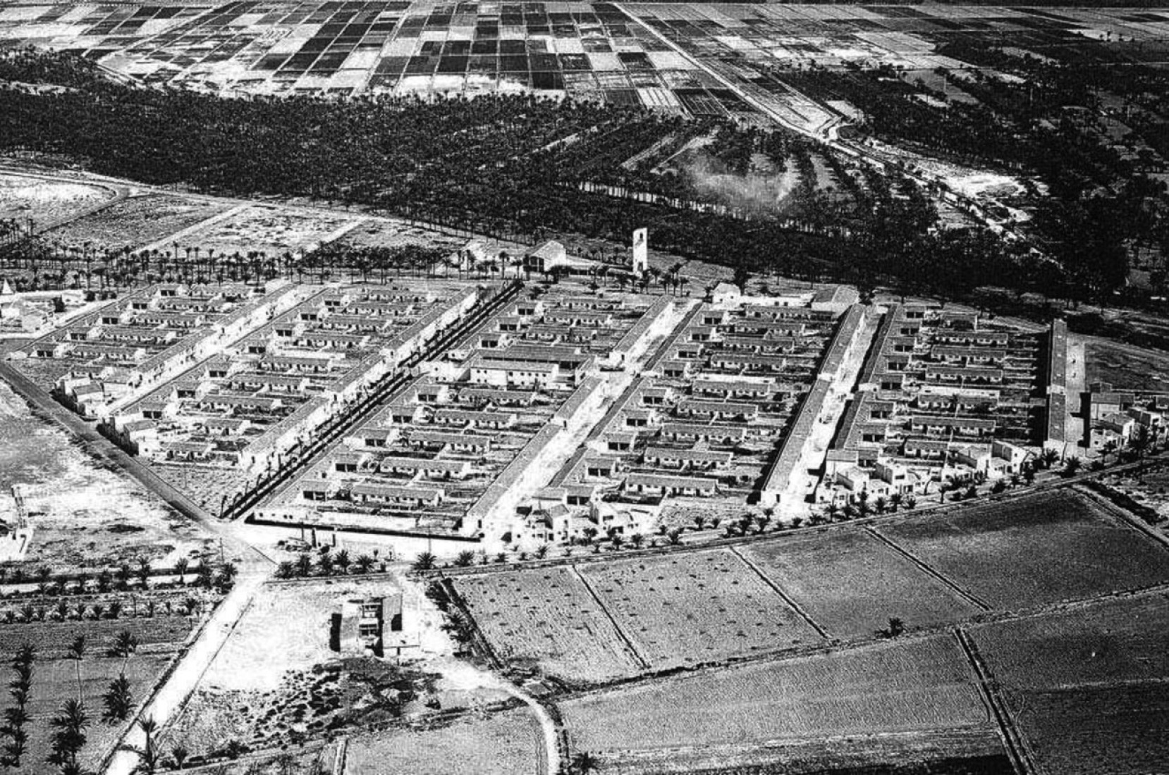 [Fig. 4] Imagen aérea de San Isidro de Albatera. Fuente: Paisajes Españoles S.A.