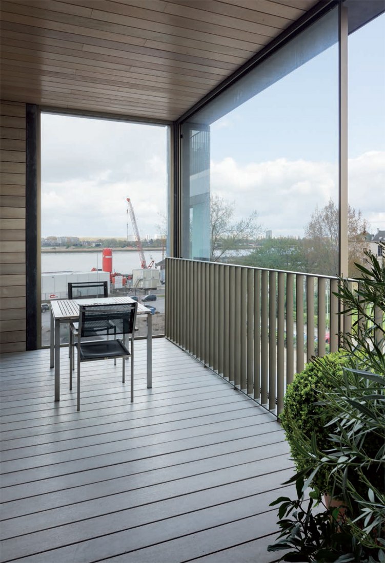 Vista interior. Apartamentos Winter Garden por Atelier Kempe Thill. Fotografía © Ulrich Schwarz.